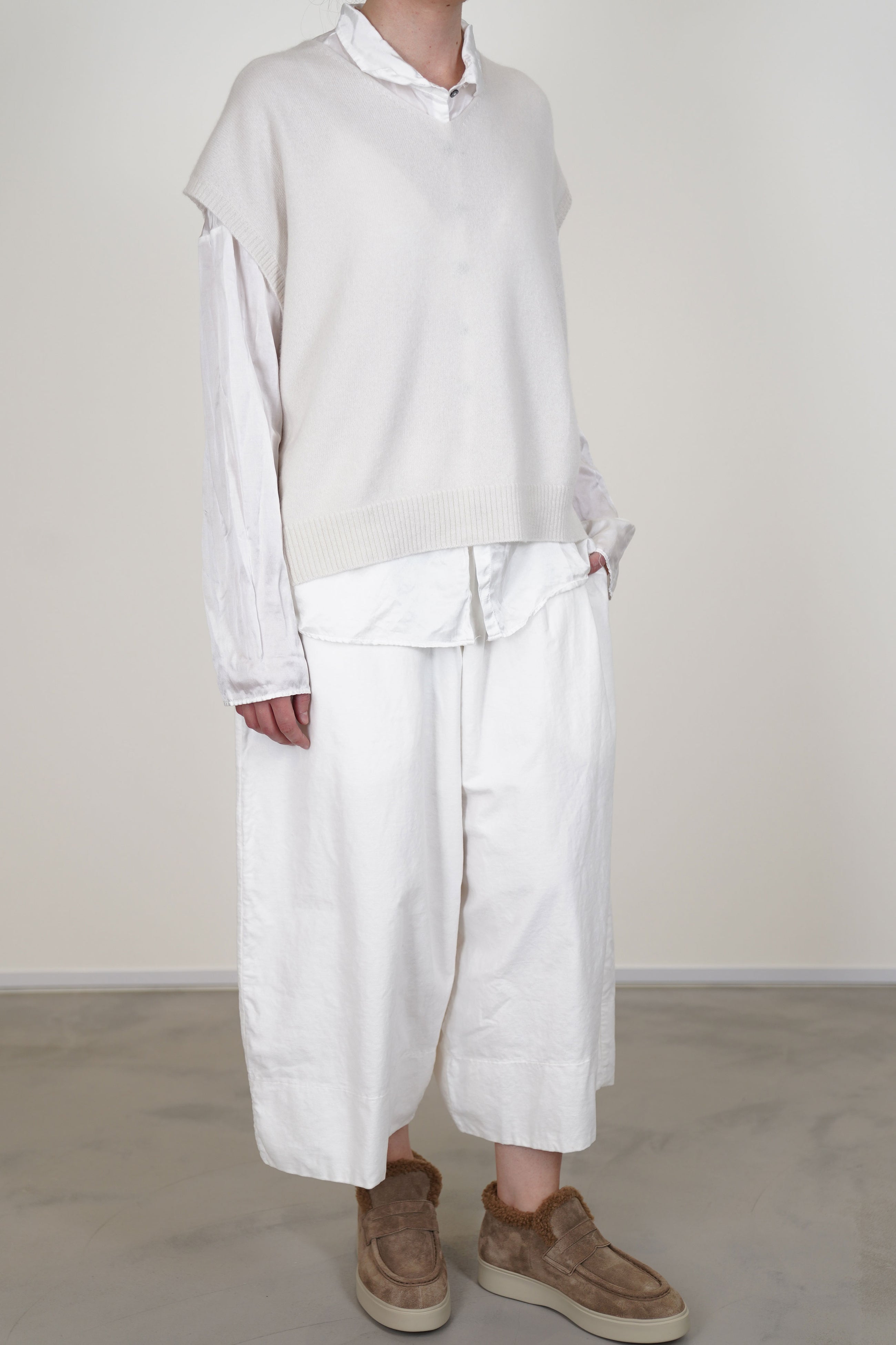 cashmere sleeveless vest oatmeal