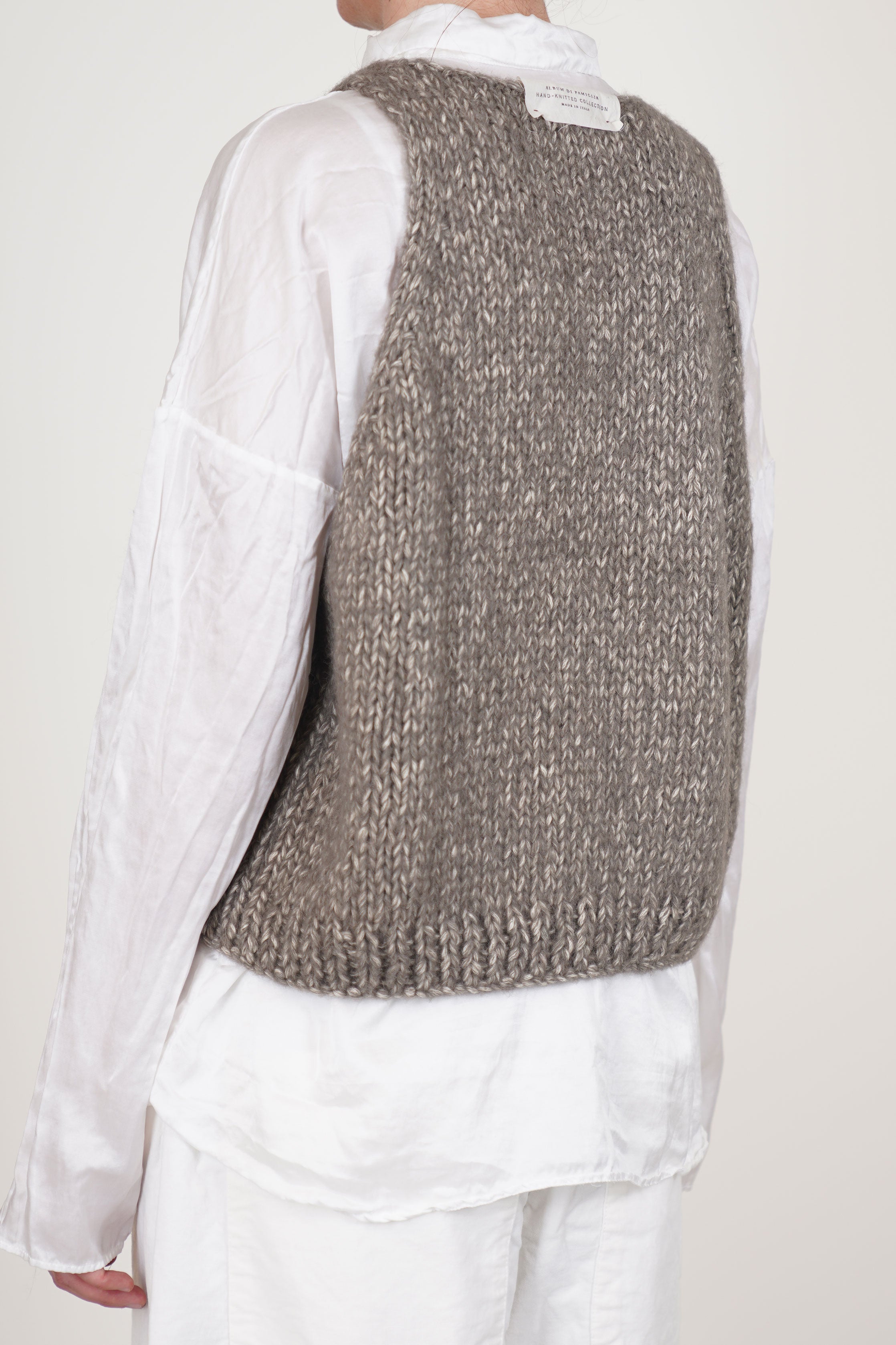 hand knitted vest co|wp pepper