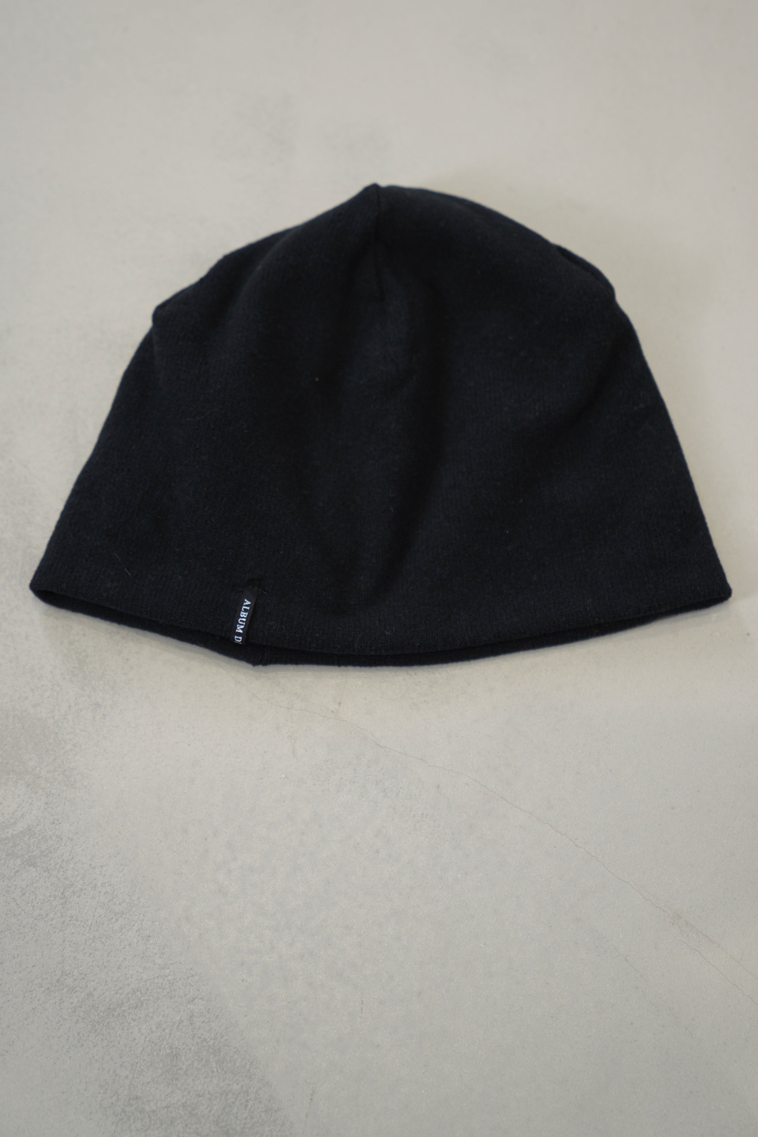 hat jp black