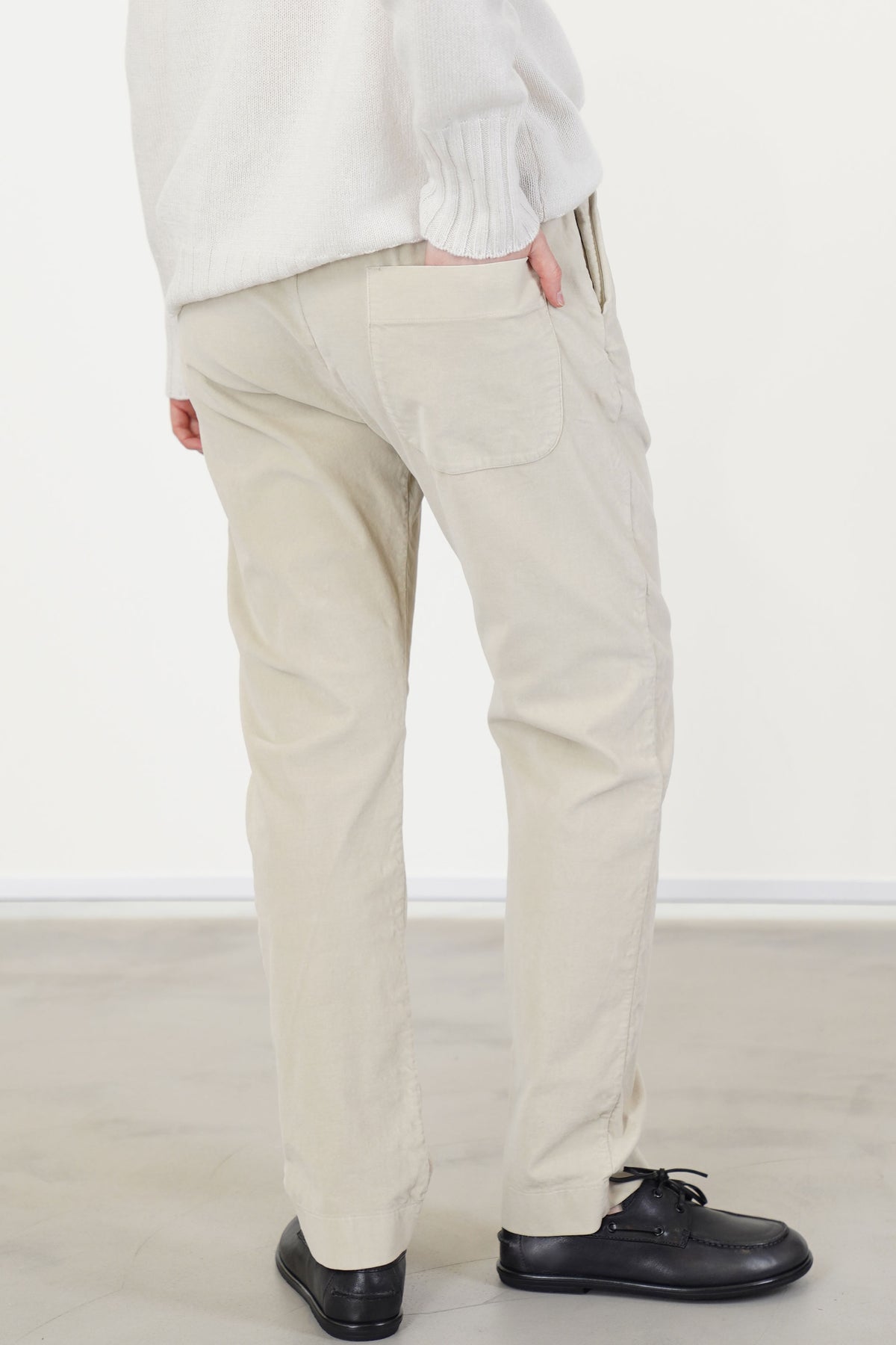 slim trousers v oatmeal