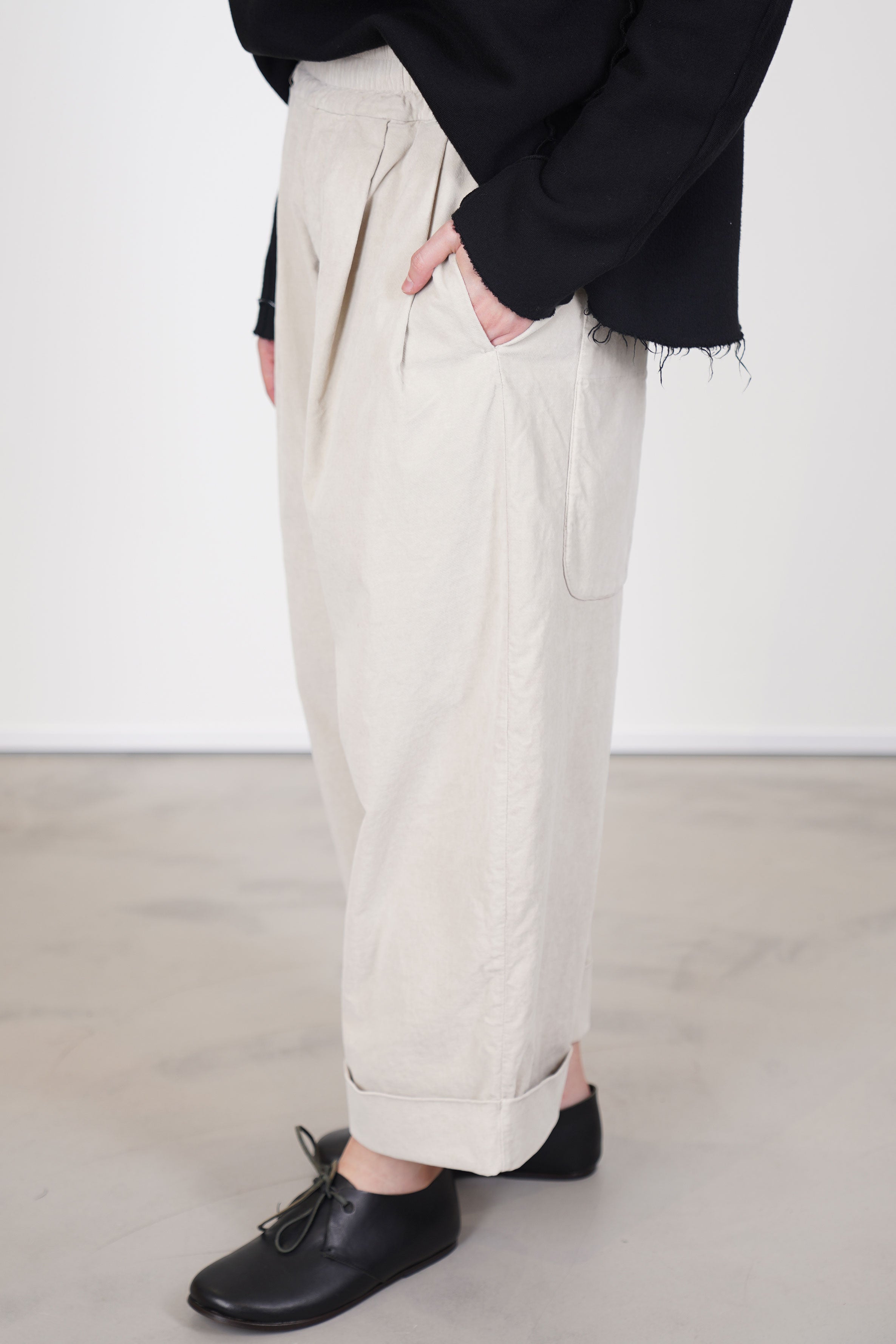 trousers bragoni velvet oatmeal