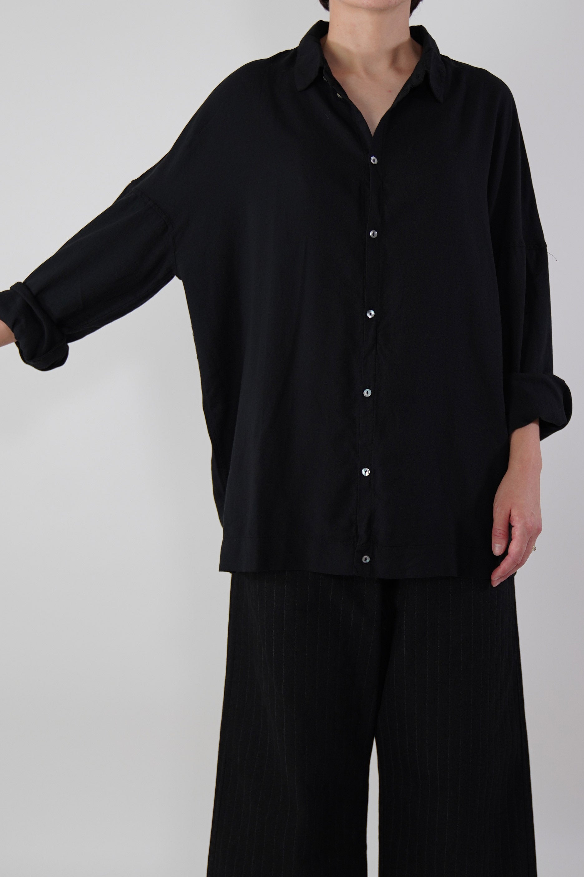 unisex collar shirt tvc black