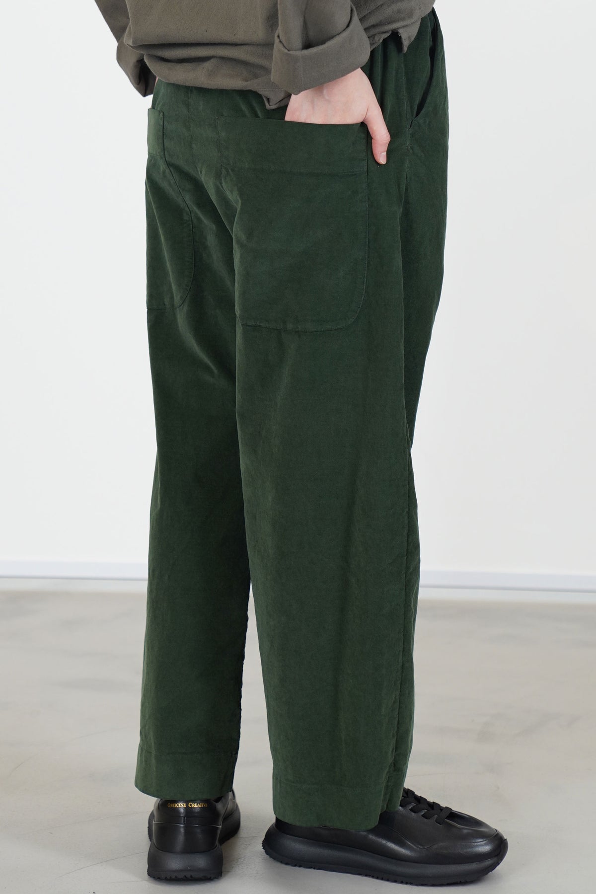 wide & long trousers v forest