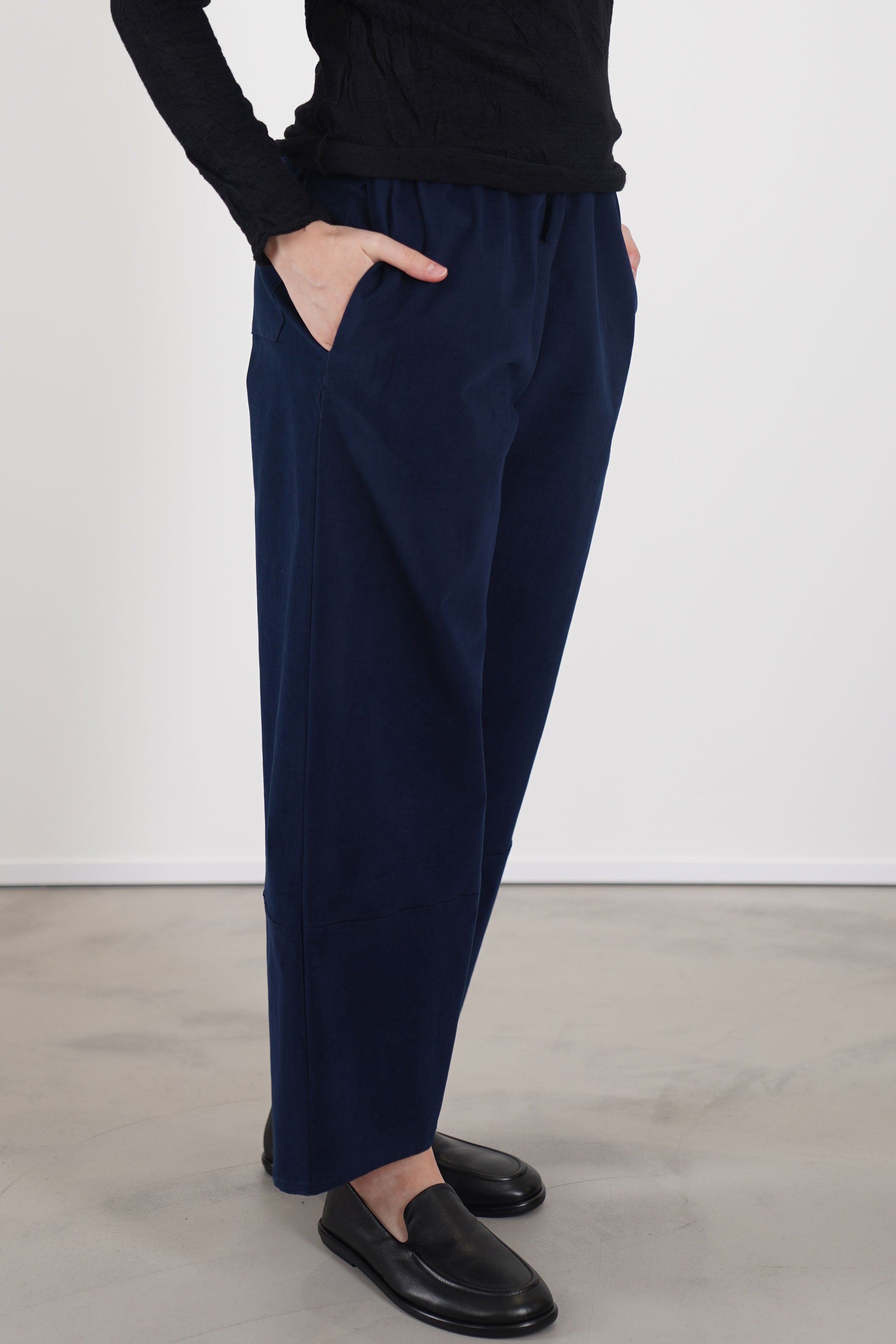 asciari trousers emy asciari blue in a soft and smooth cotton-cashmere blend fabric