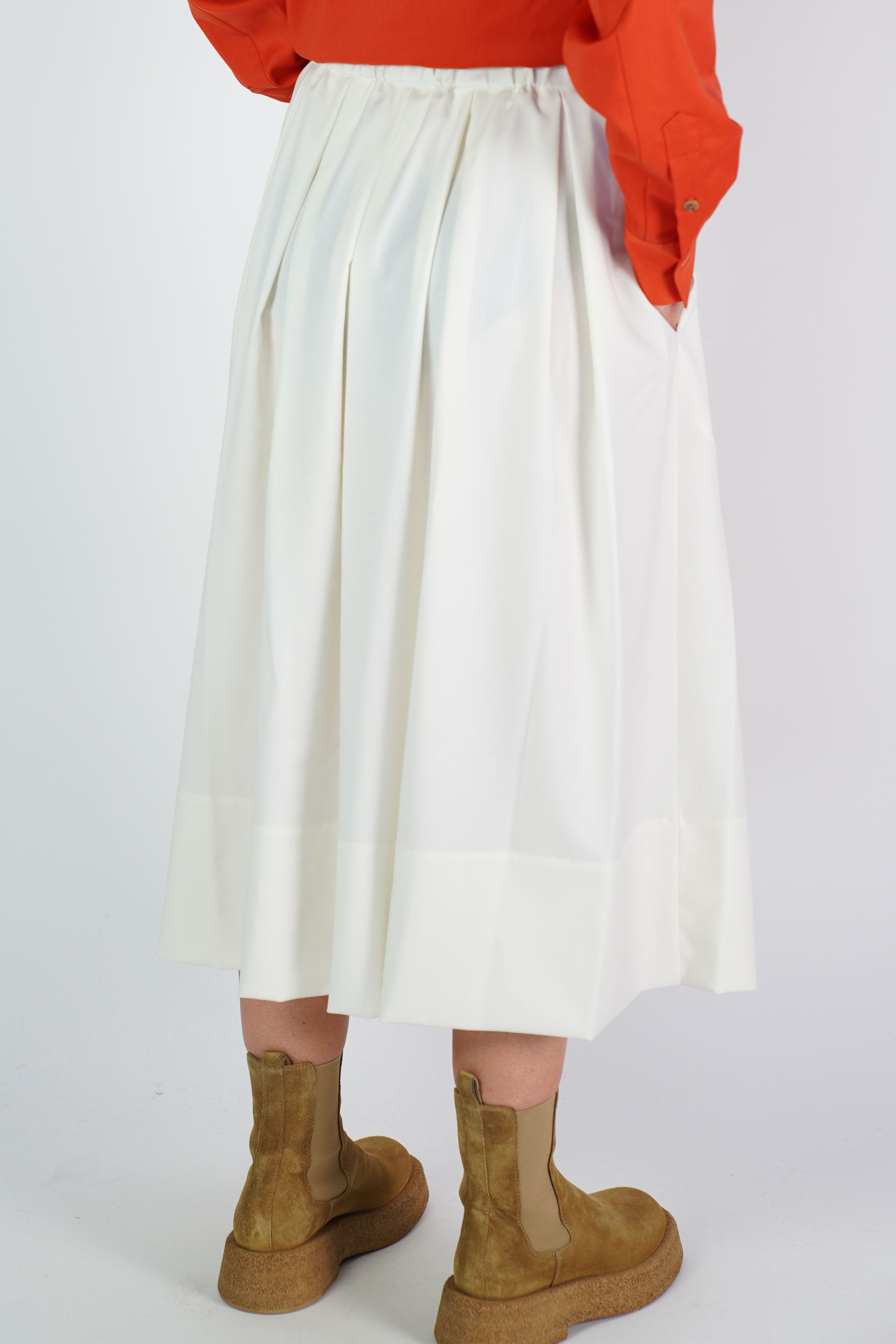 virgin wool skirt fleur milk