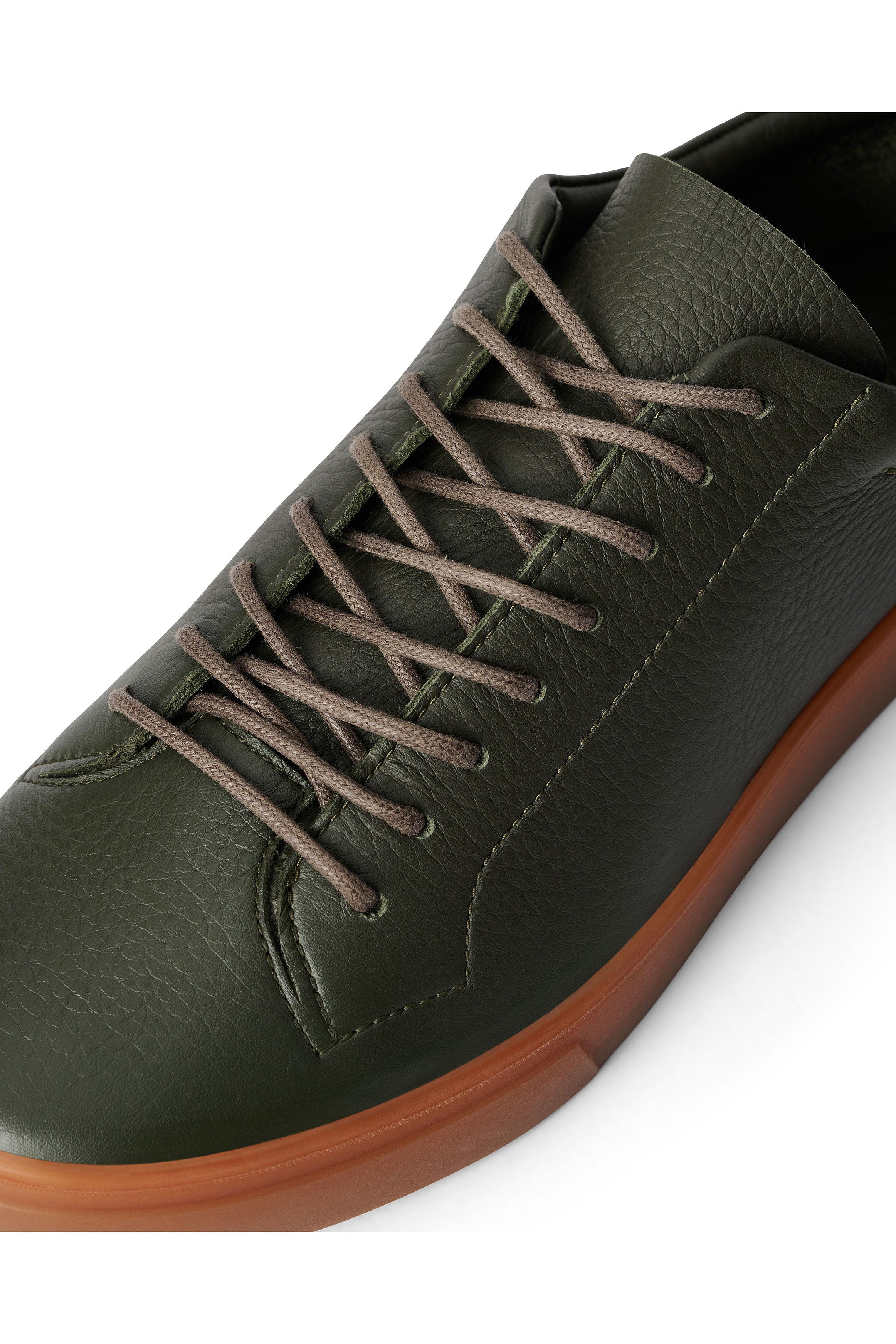 archetype sneaker v2 loch green