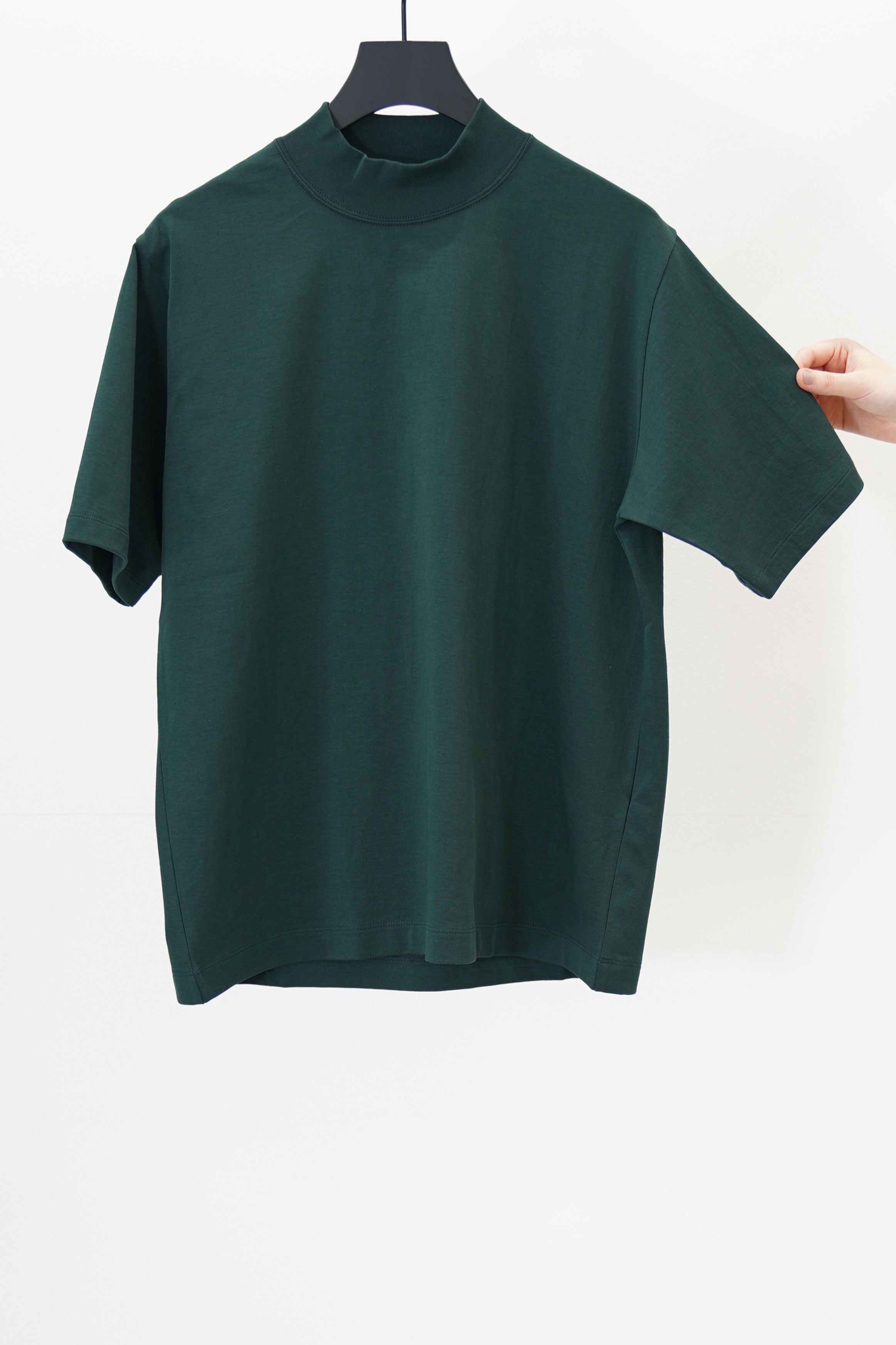 standard mockneck t-shirt green