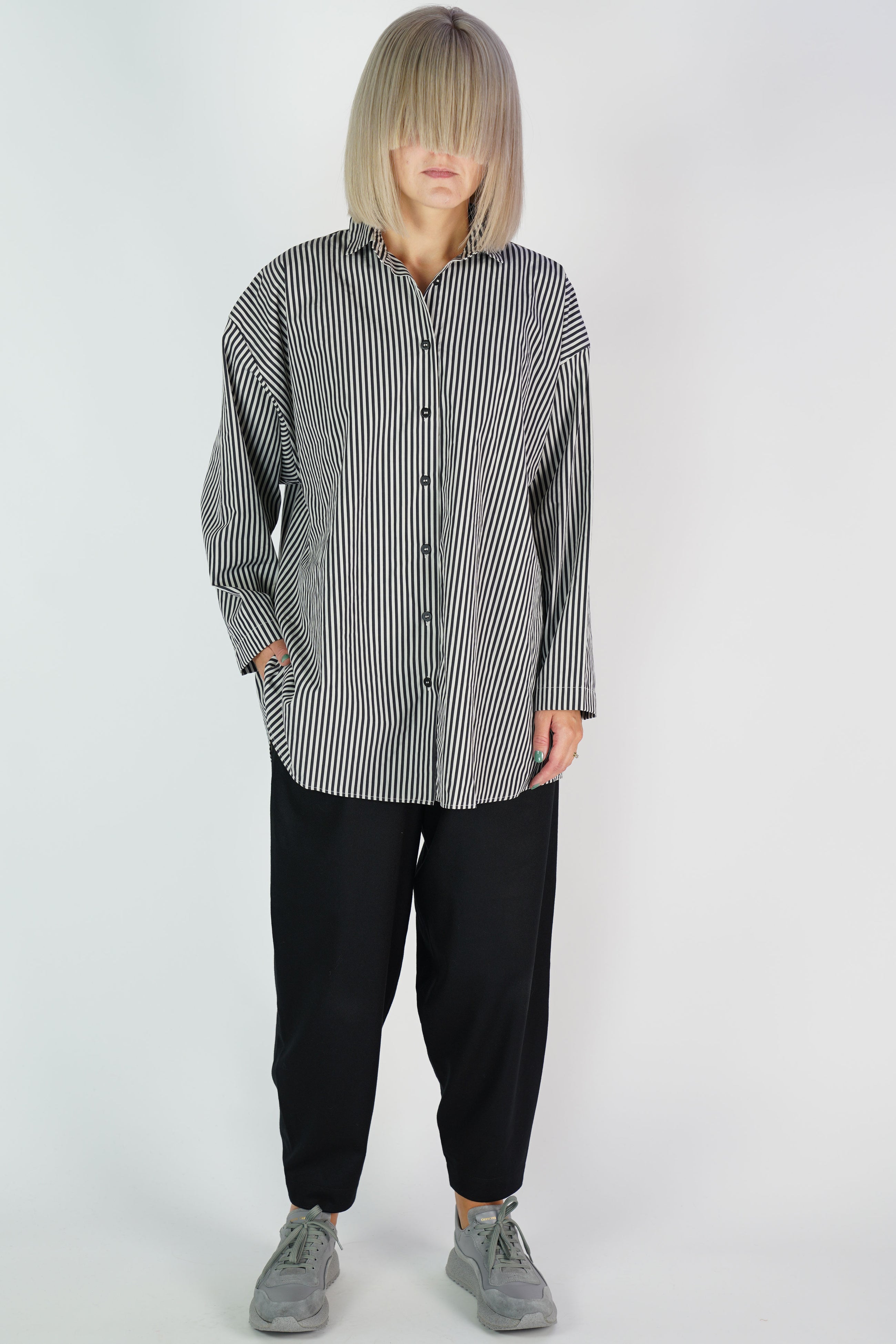 long overshirt black stripes