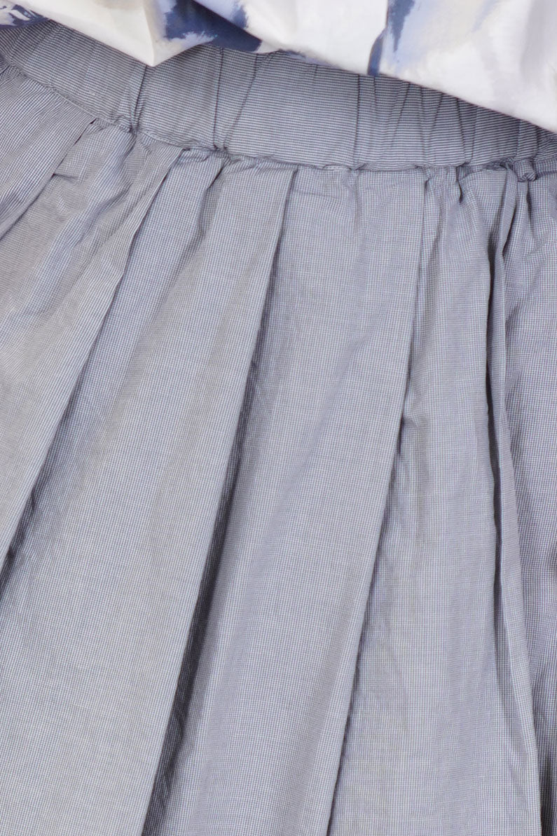 detail view of bergfabel matilde skirt charcoal check elasticated waistband and wide pleat details