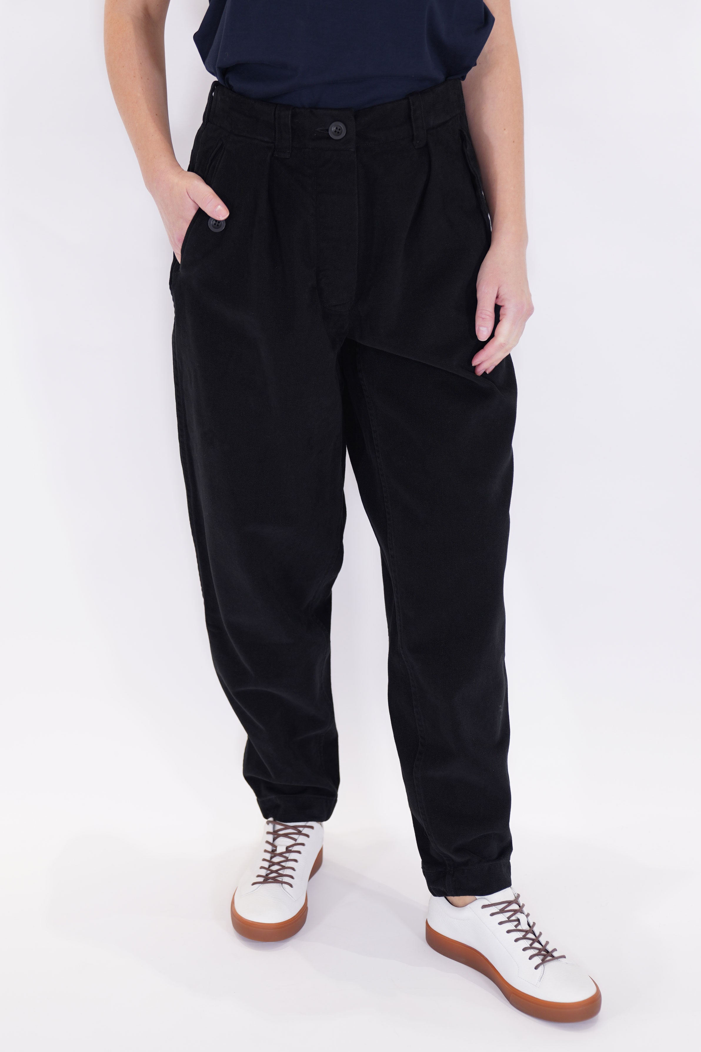 hiroshi pant softy black 23fp226