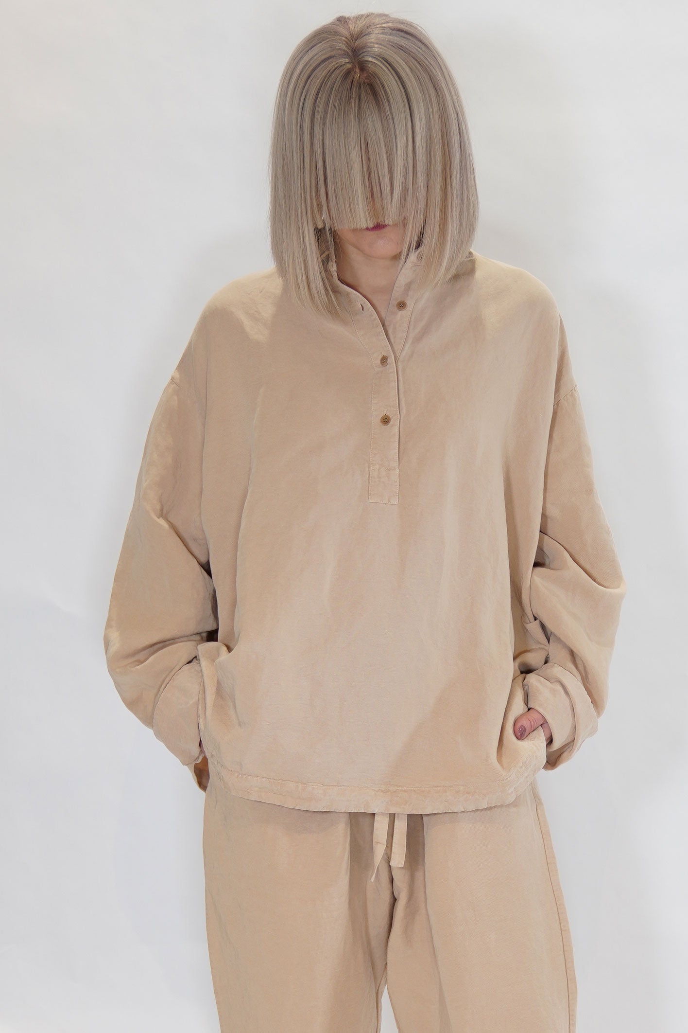 straight tippy shirt latte 24fc379