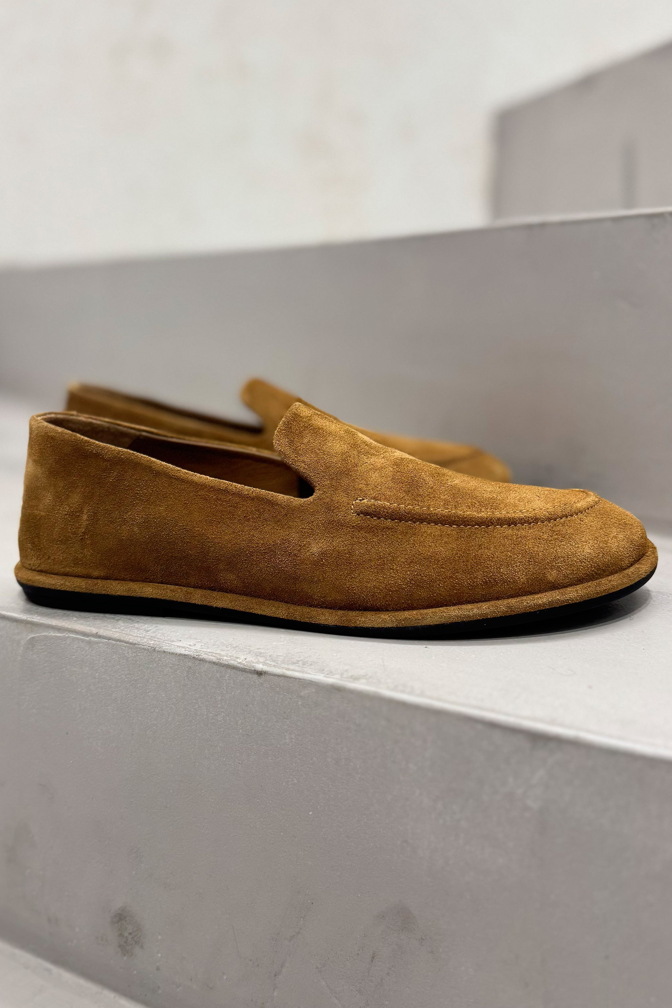 mienne 101 loafers suede birra