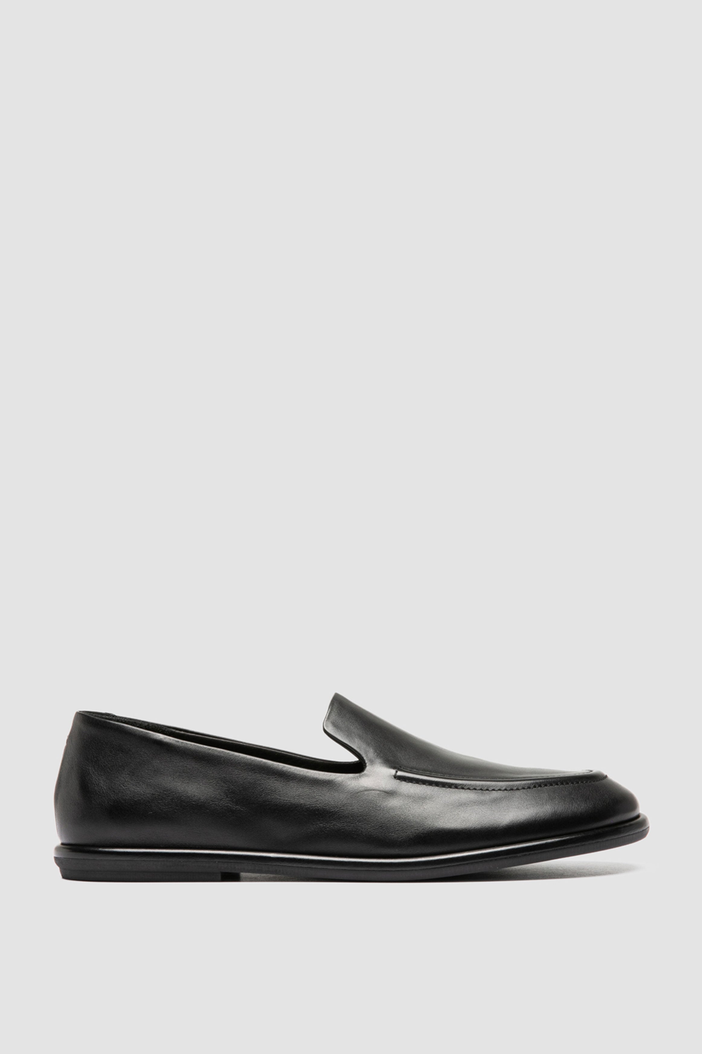 mienne 101 black leather loafers