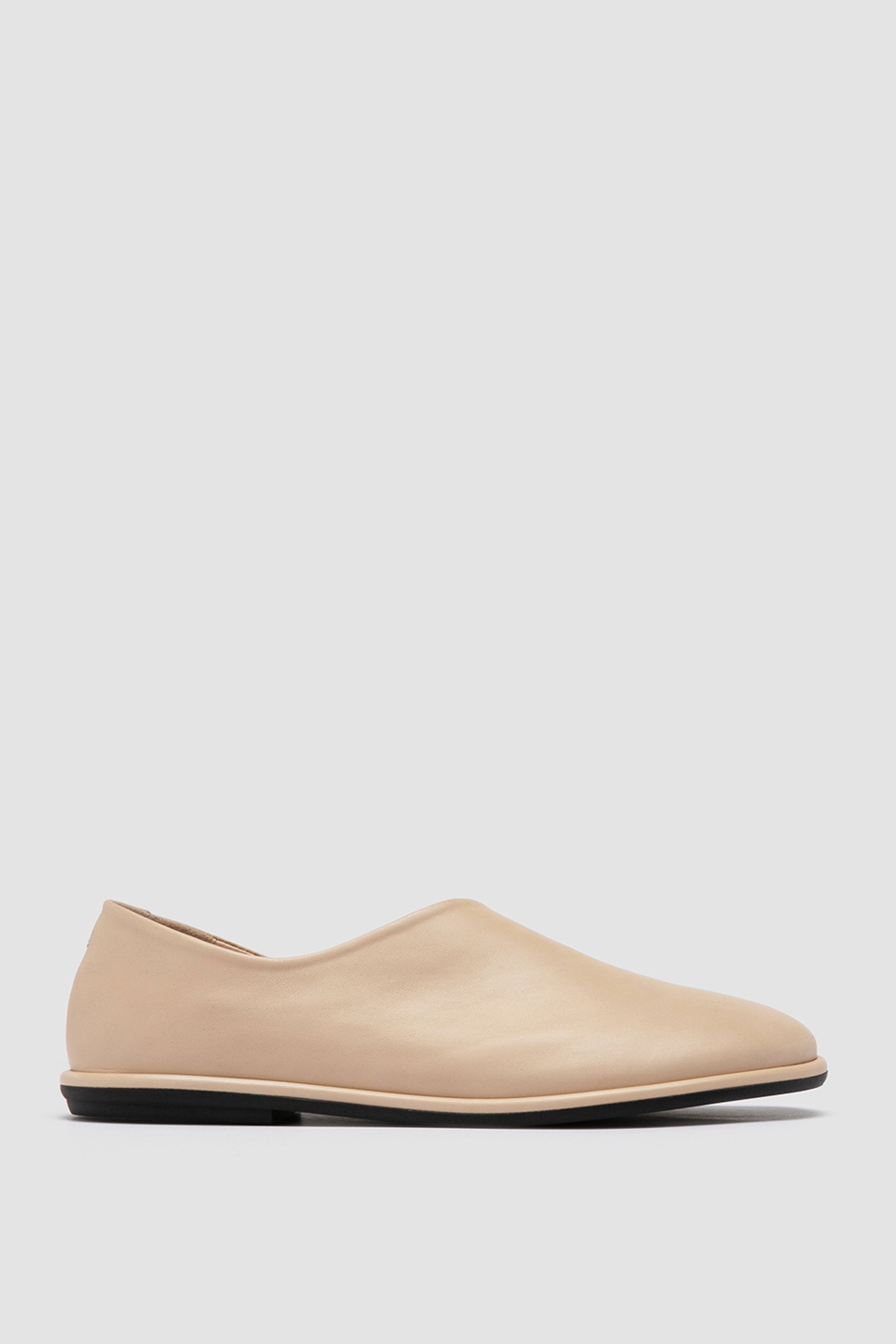 mienne 103 leather shoes oat milk