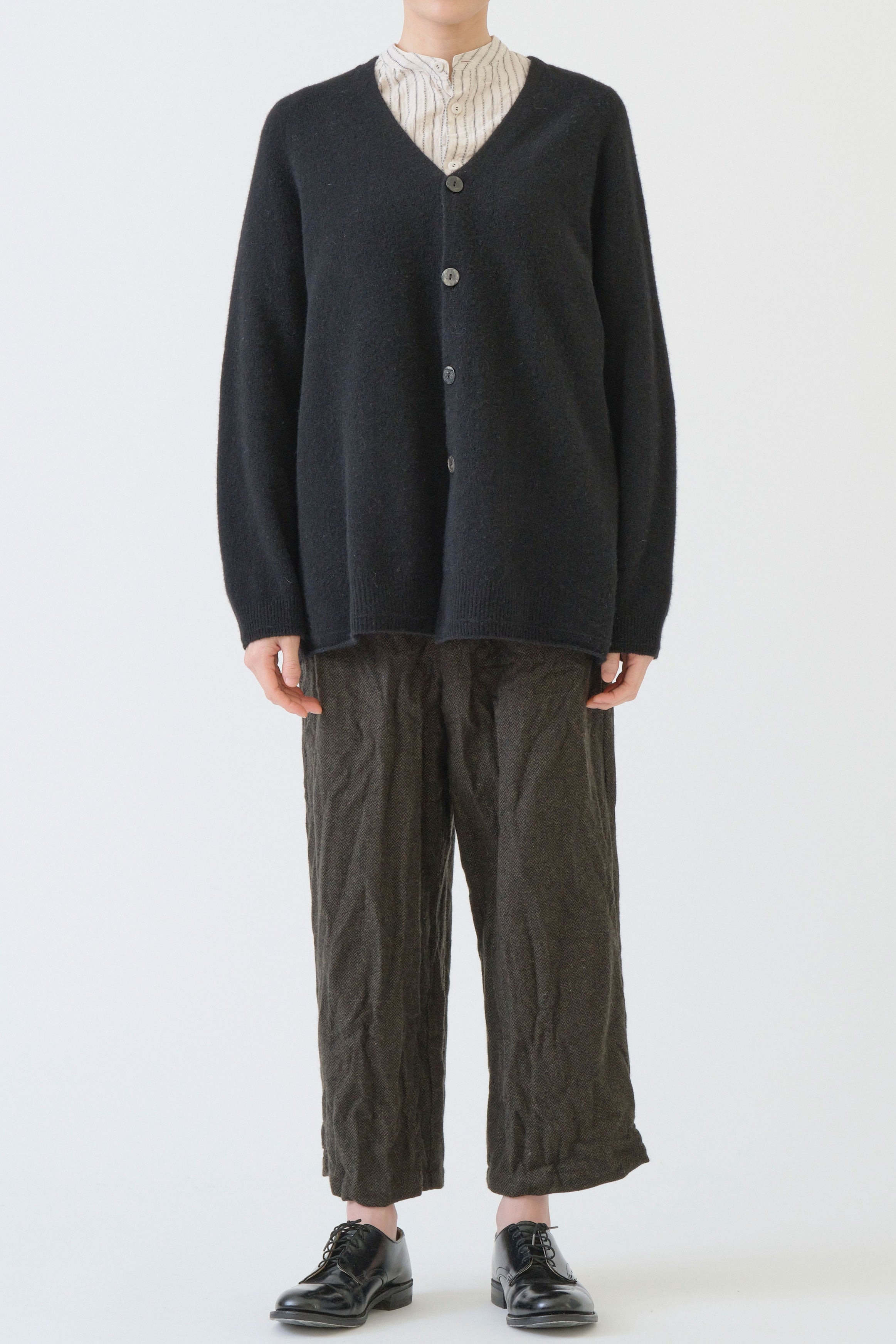 fine wool cardigan black