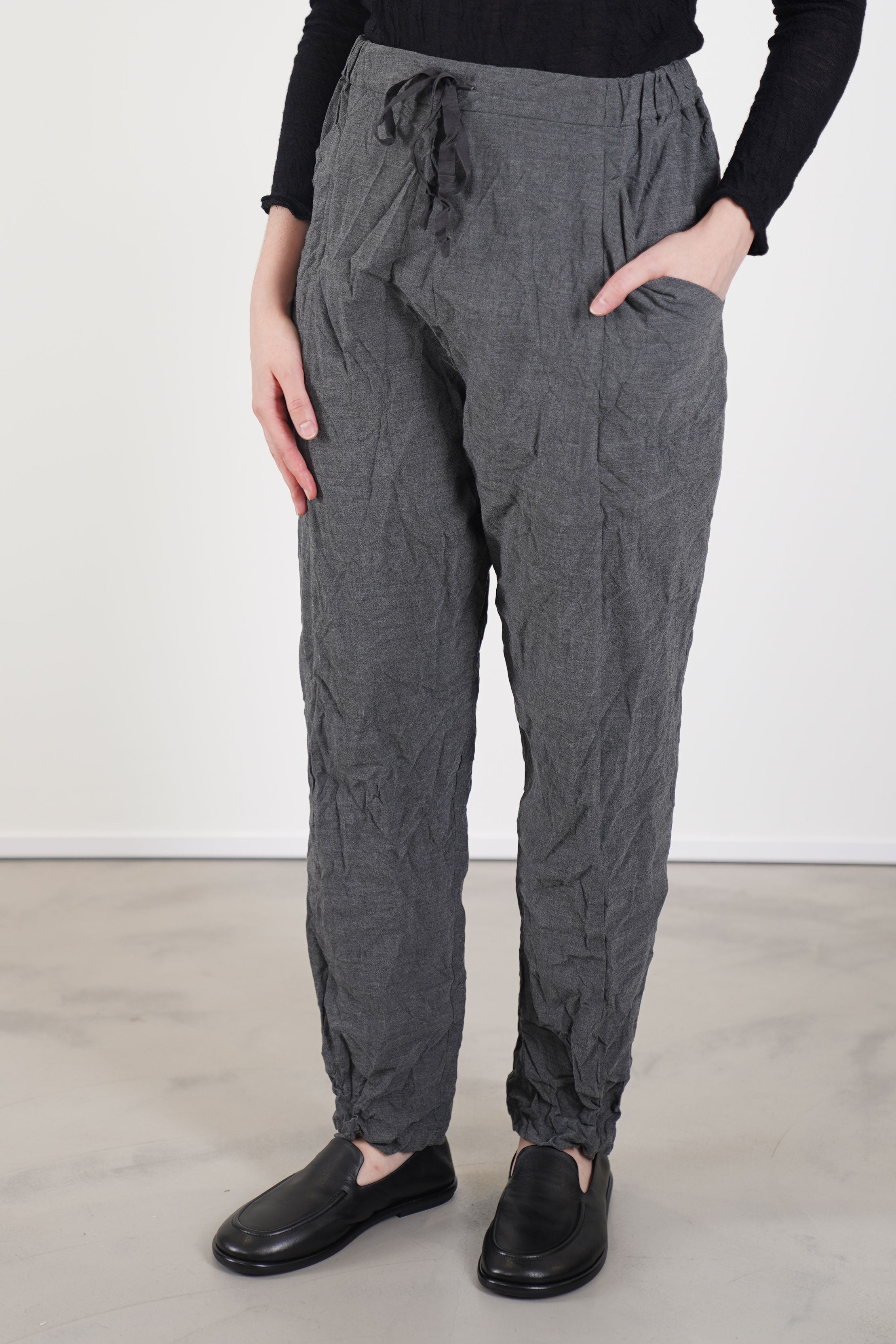stretch easy pants dark grey