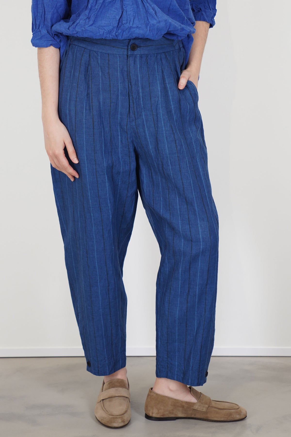front view of pas de calais striped cropped pants linen indigo relaxed style