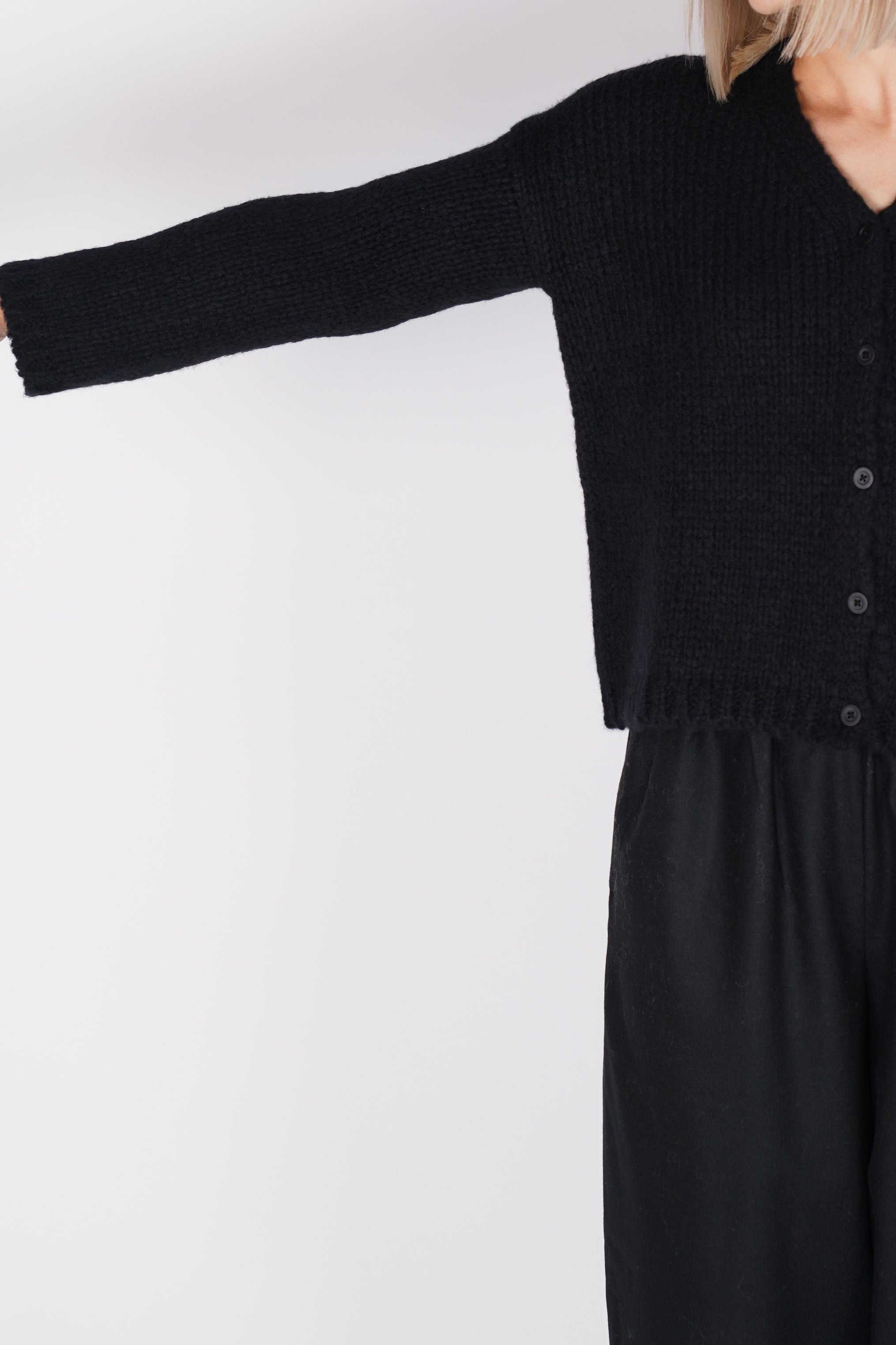 cashmere boxy knit cardigan black
