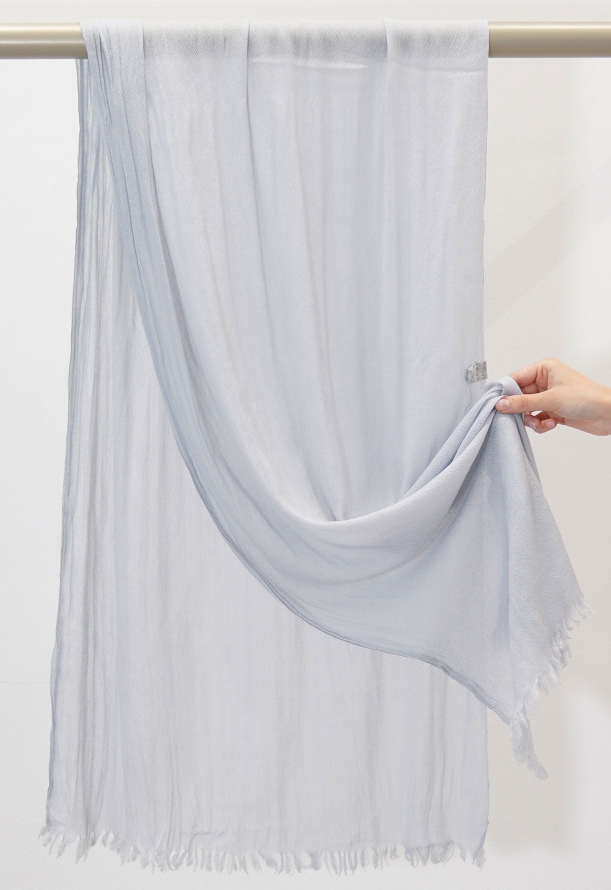 handwashed slow cashmere scarf sky