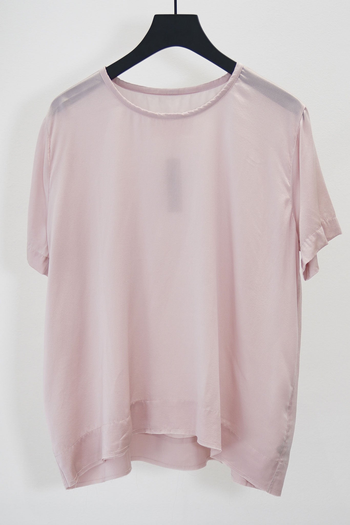 silk top pinky