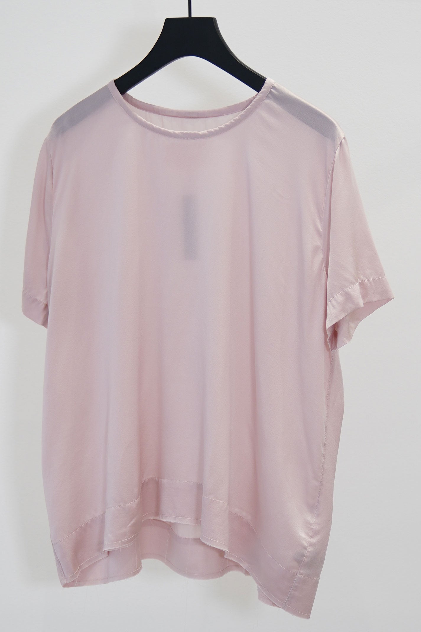 silk top pinky
