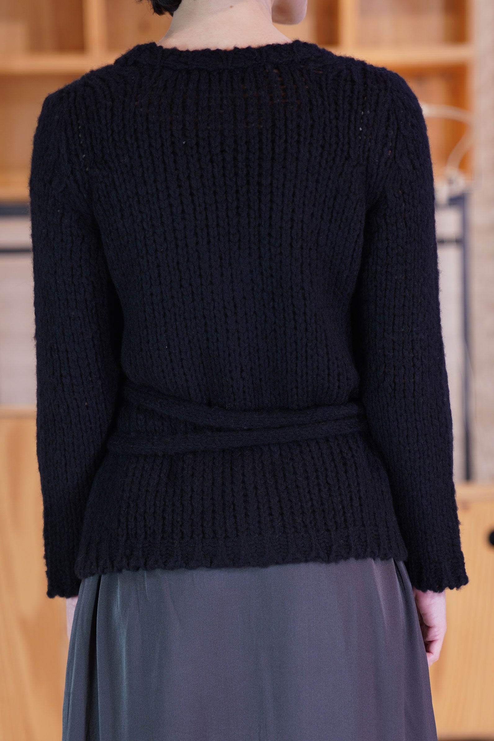 ultra soft cashmere vest black