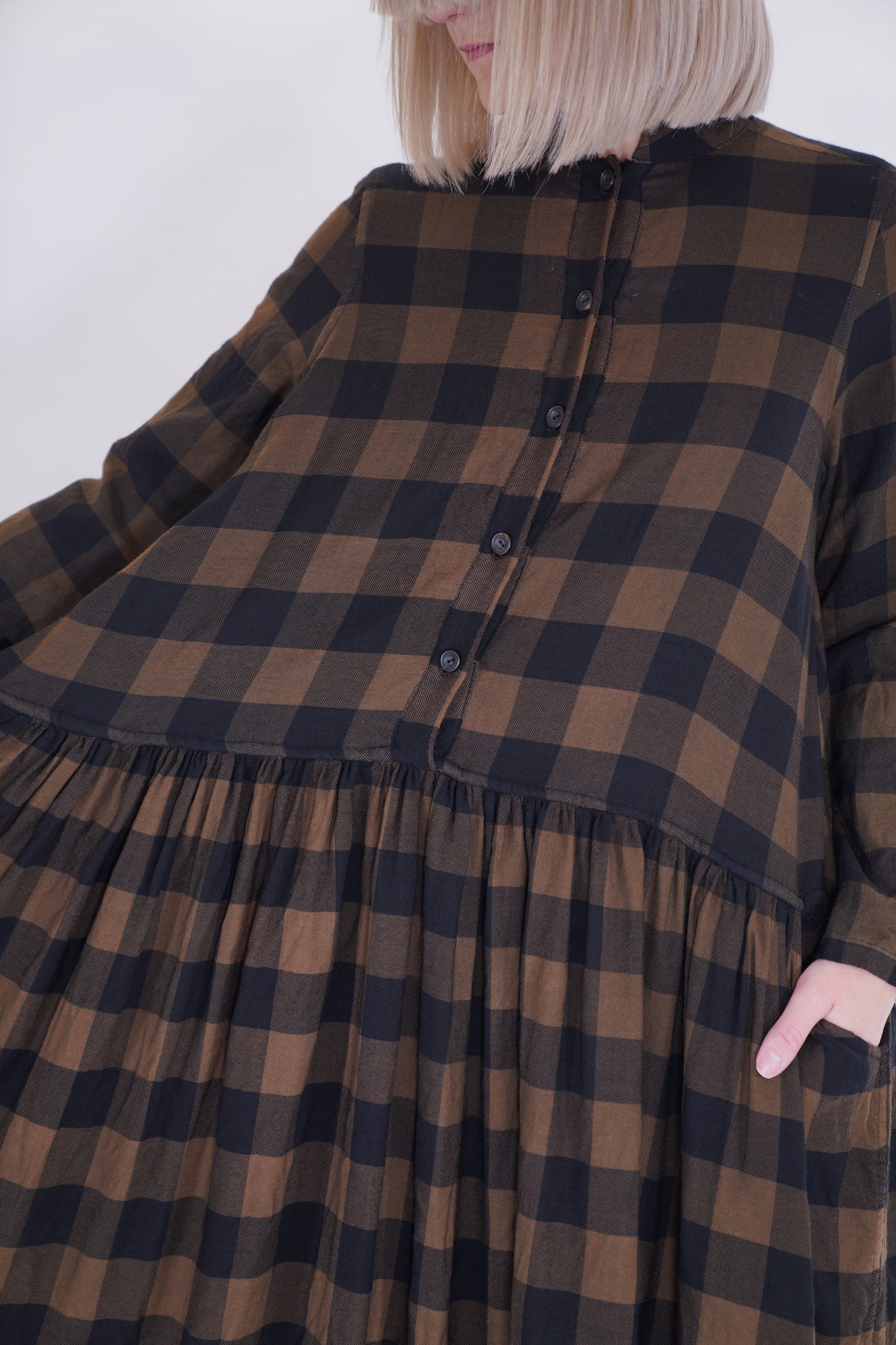 d dress fine check wool brown