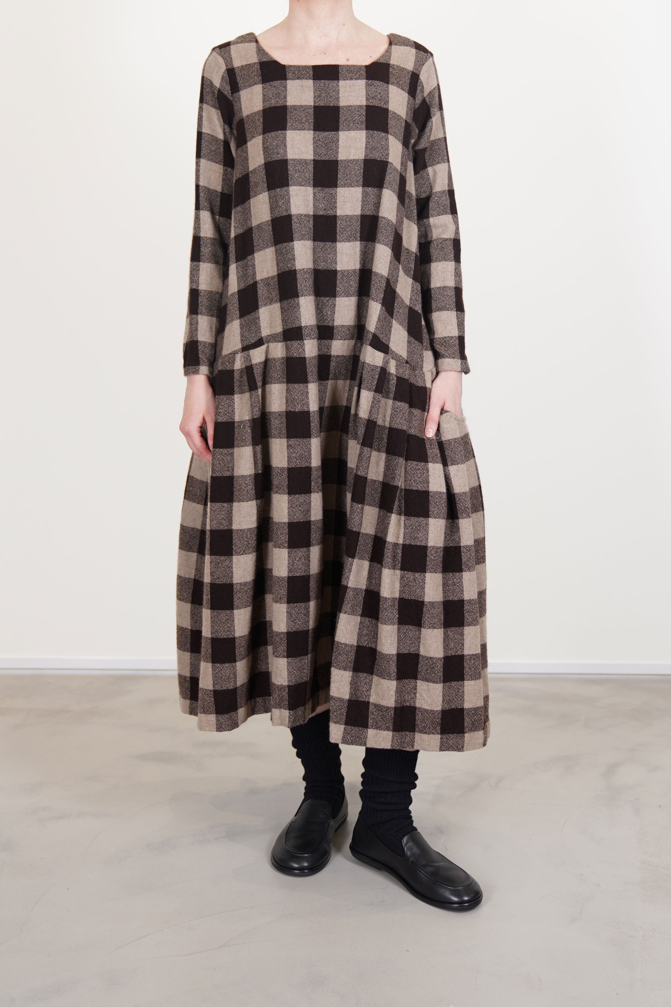 ecy dress cashmere chocolate opal