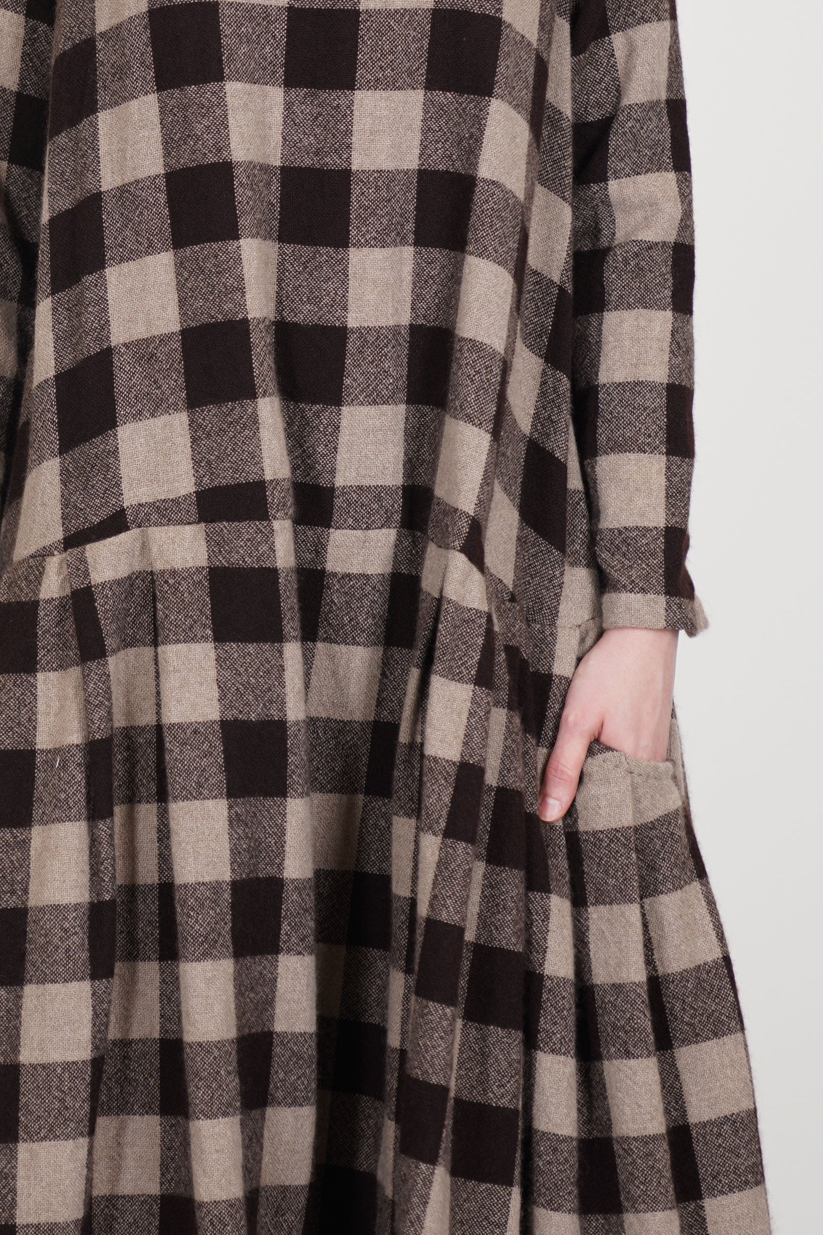 ecy dress cashmere chocolate opal