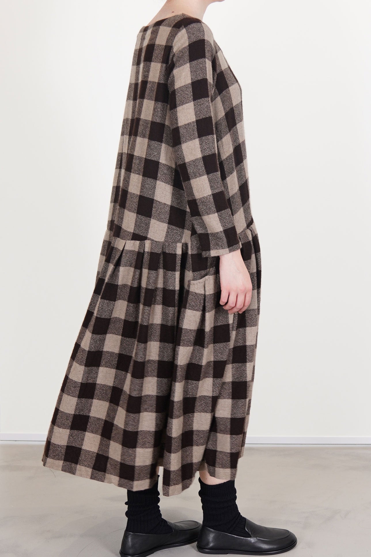 ecy dress cashmere chocolate opal