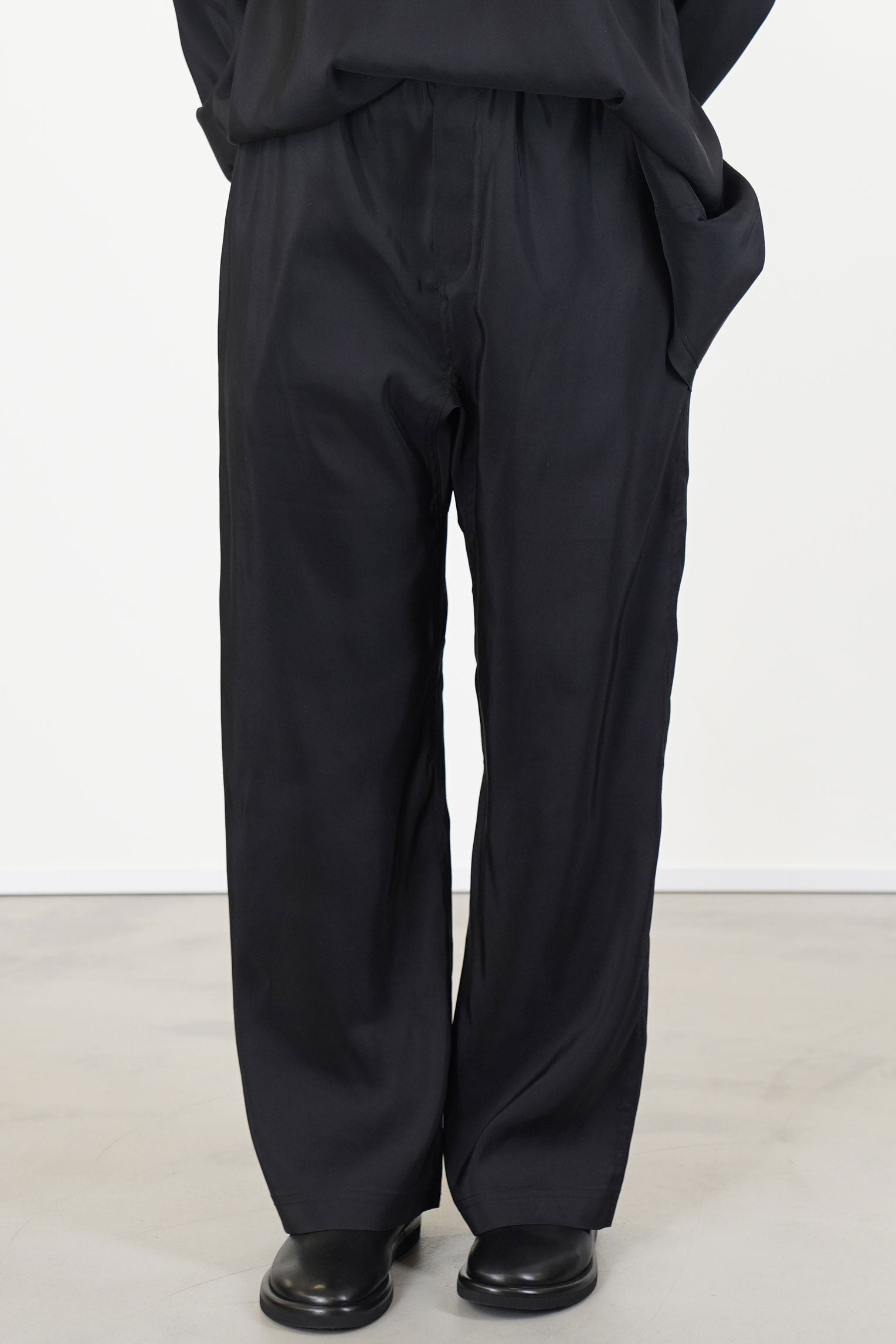 pinot trousers silk cosmos