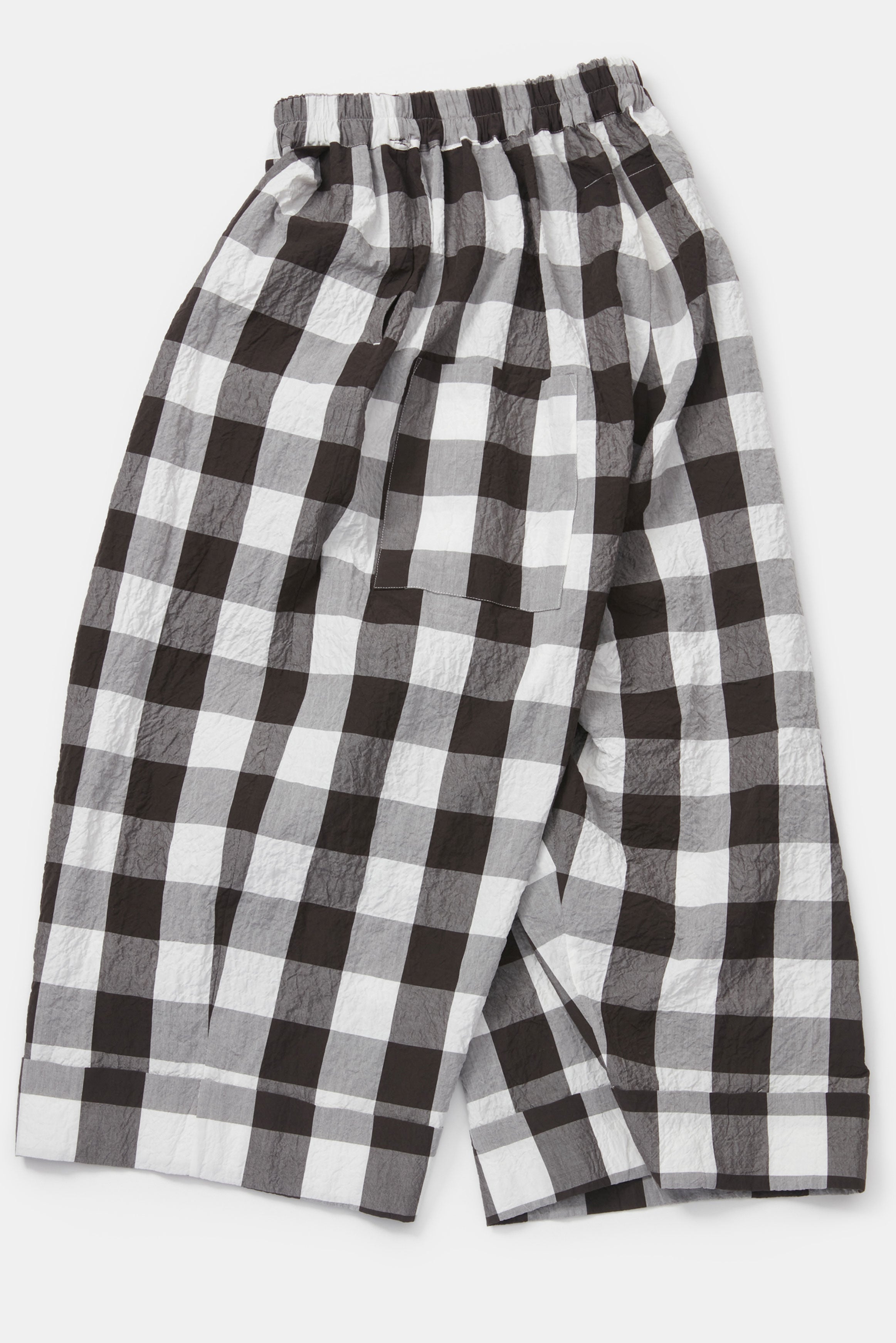 baker trousers tablecloth gingham coffee