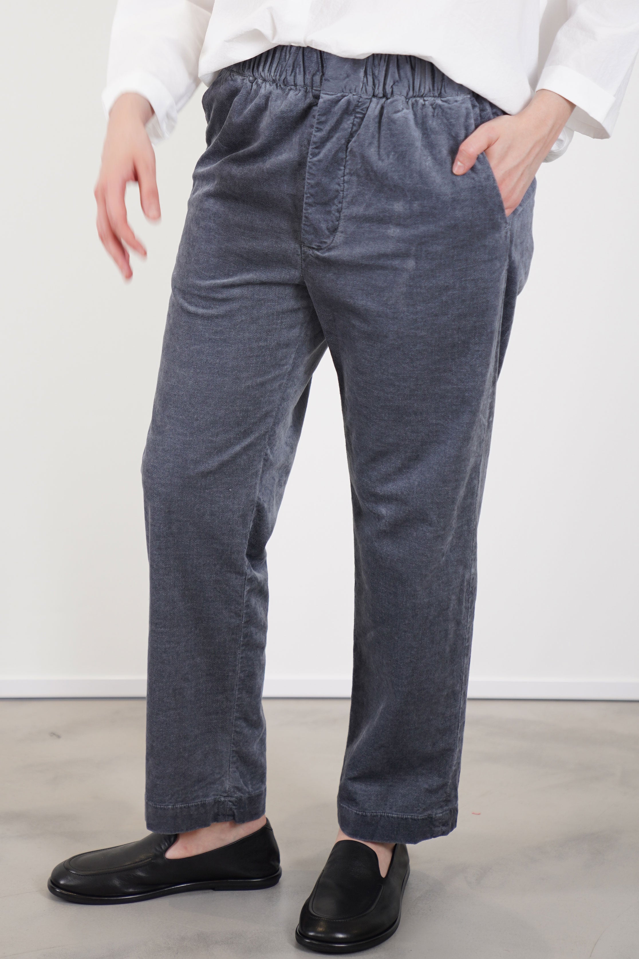 narrow easy trousers velvet blue grey tm41ap04