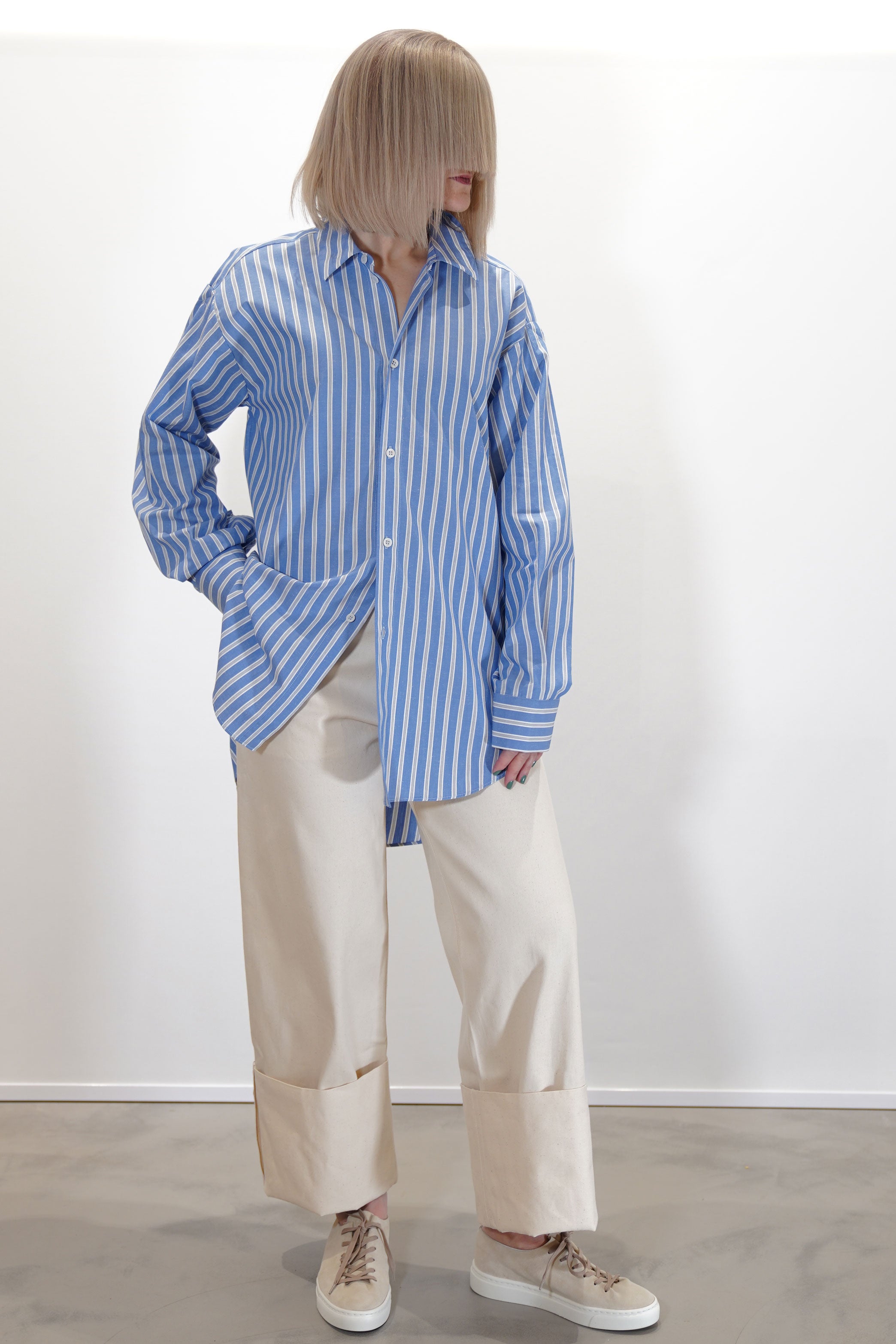 wd-099-al fold up jean alabaster