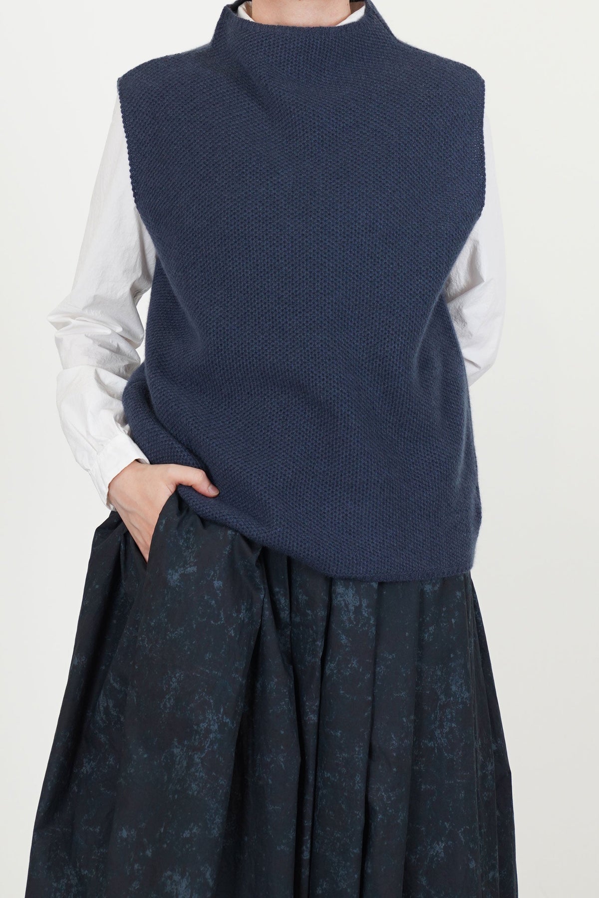 bergfabel womenswear and menswear