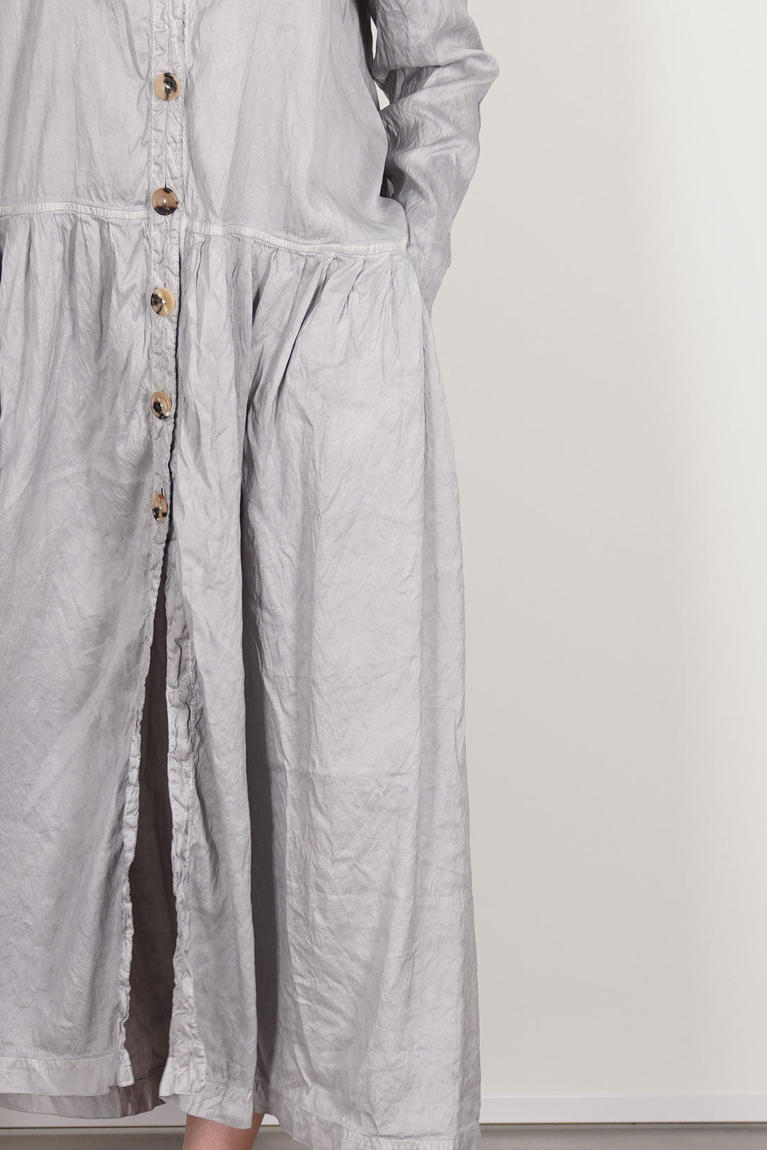 ricorrrobe collection – slow luxury womenswear at carrousel the store in vienna