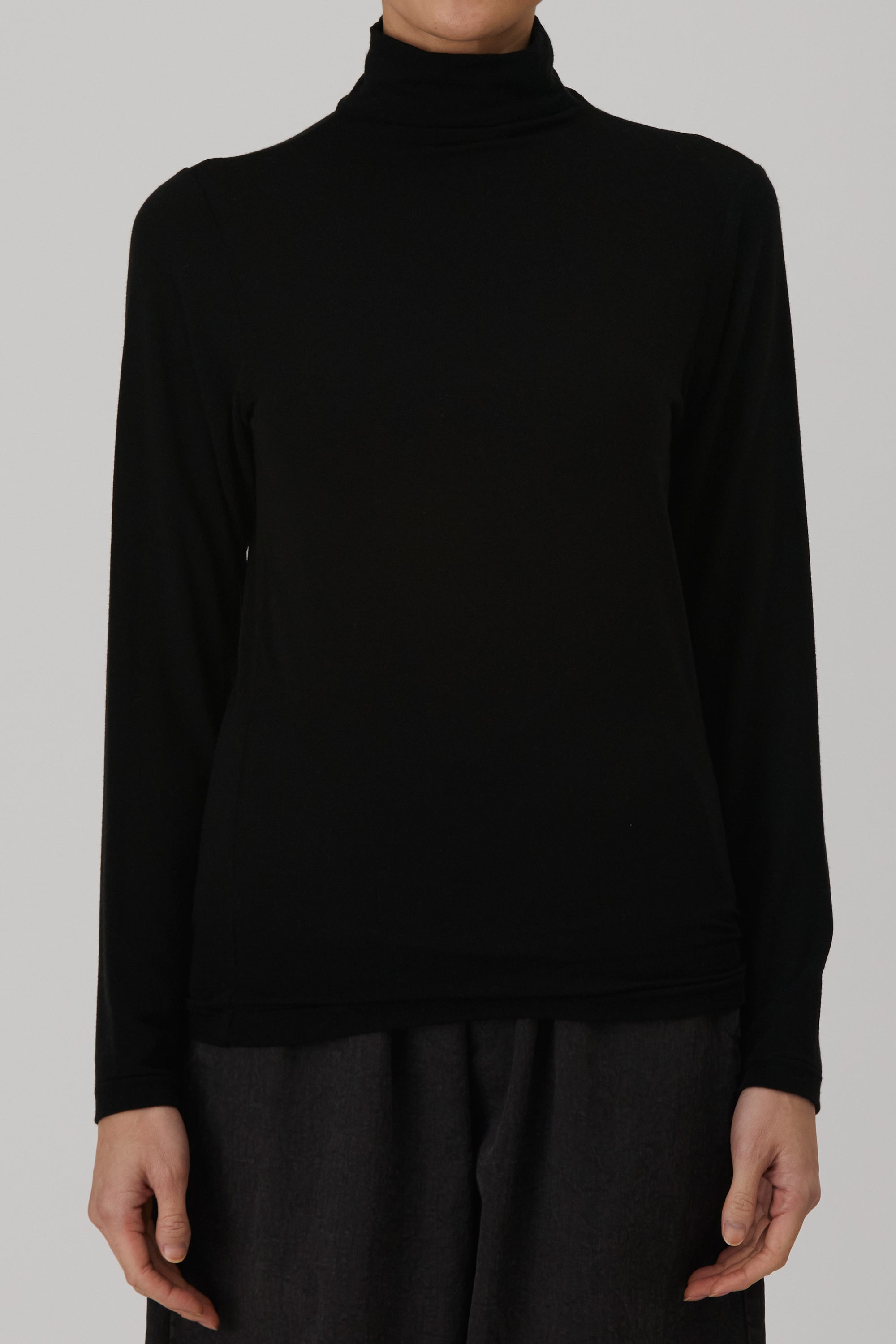 jersey turtleneck pullover black