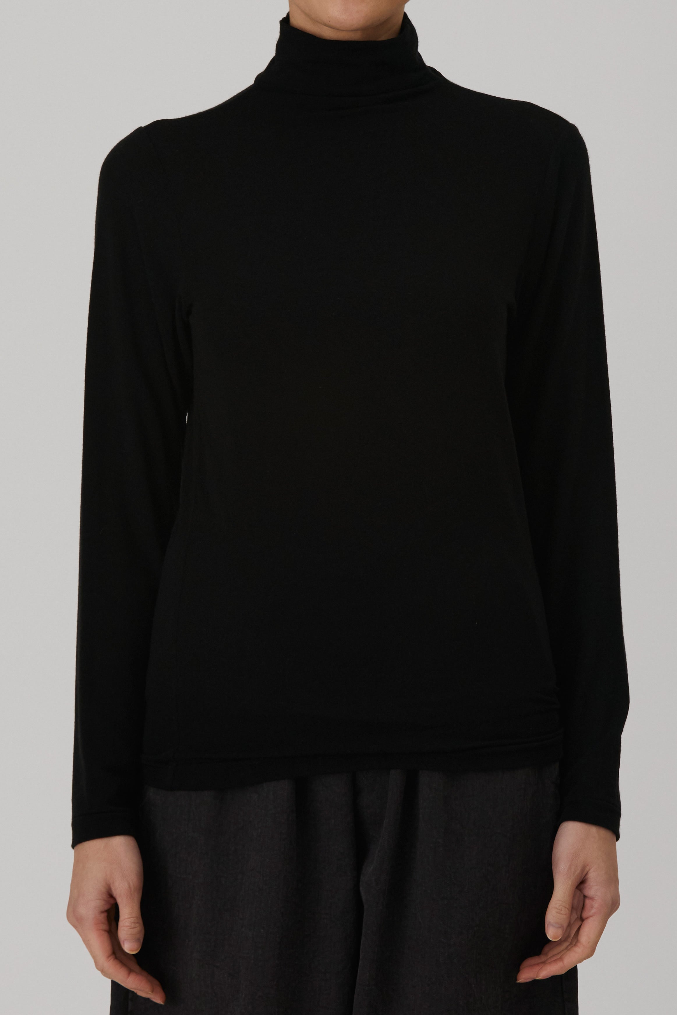 jersey turtleneck pullover black