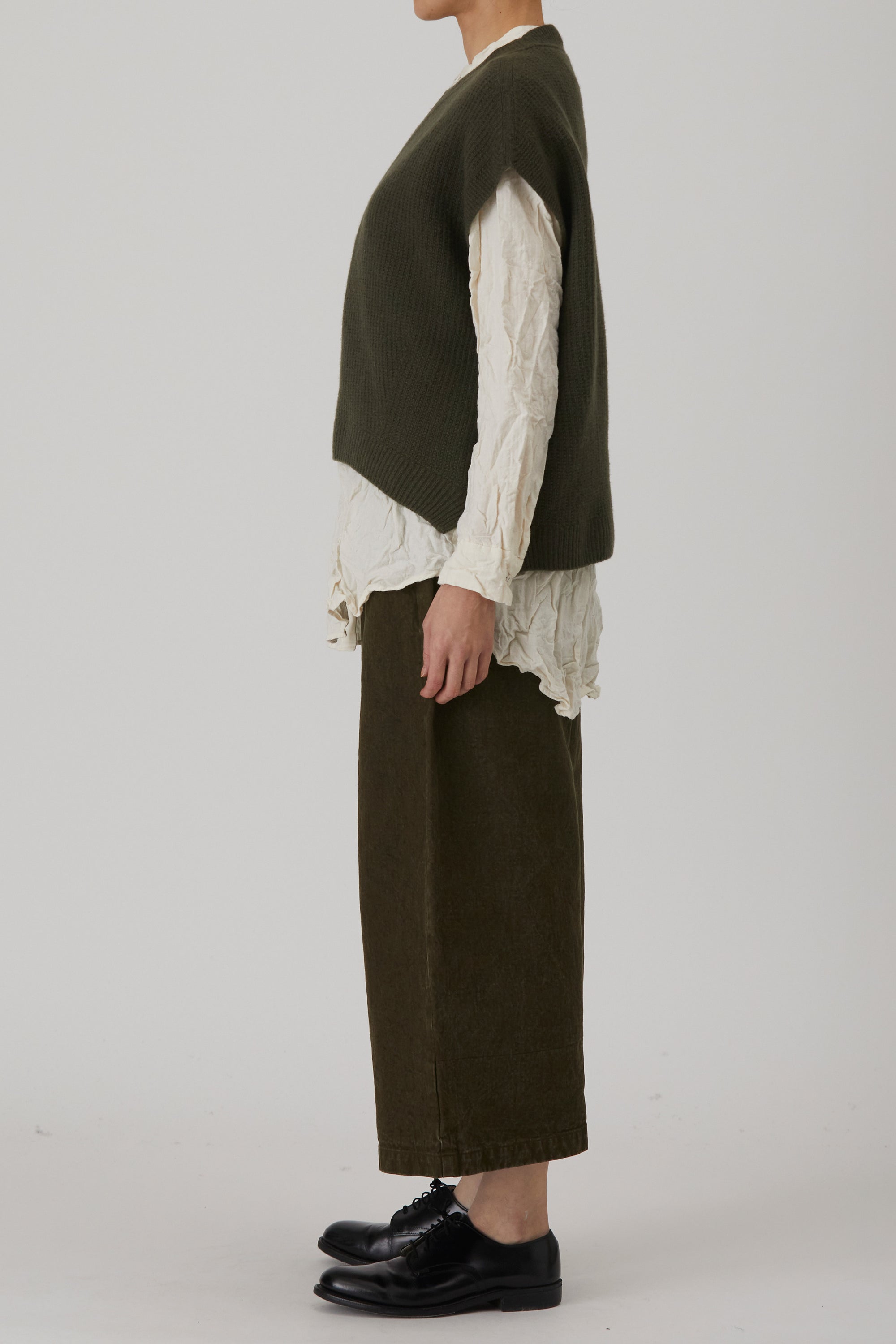sleeveless vest wool cashmere khaki