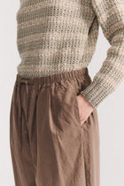 tippy pant clay