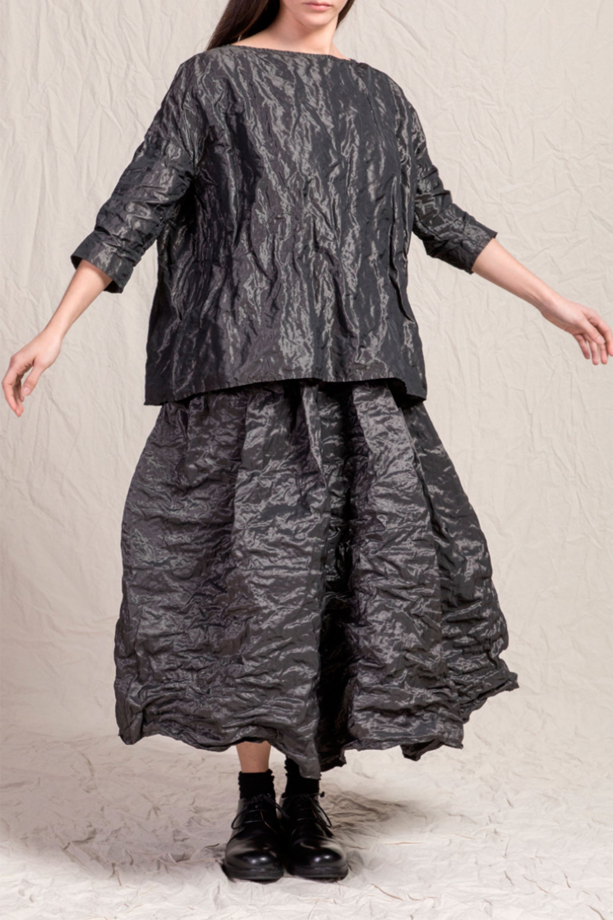 pleated long skirt tm anthracite