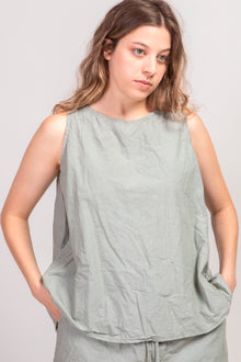 sleeveless top tc white