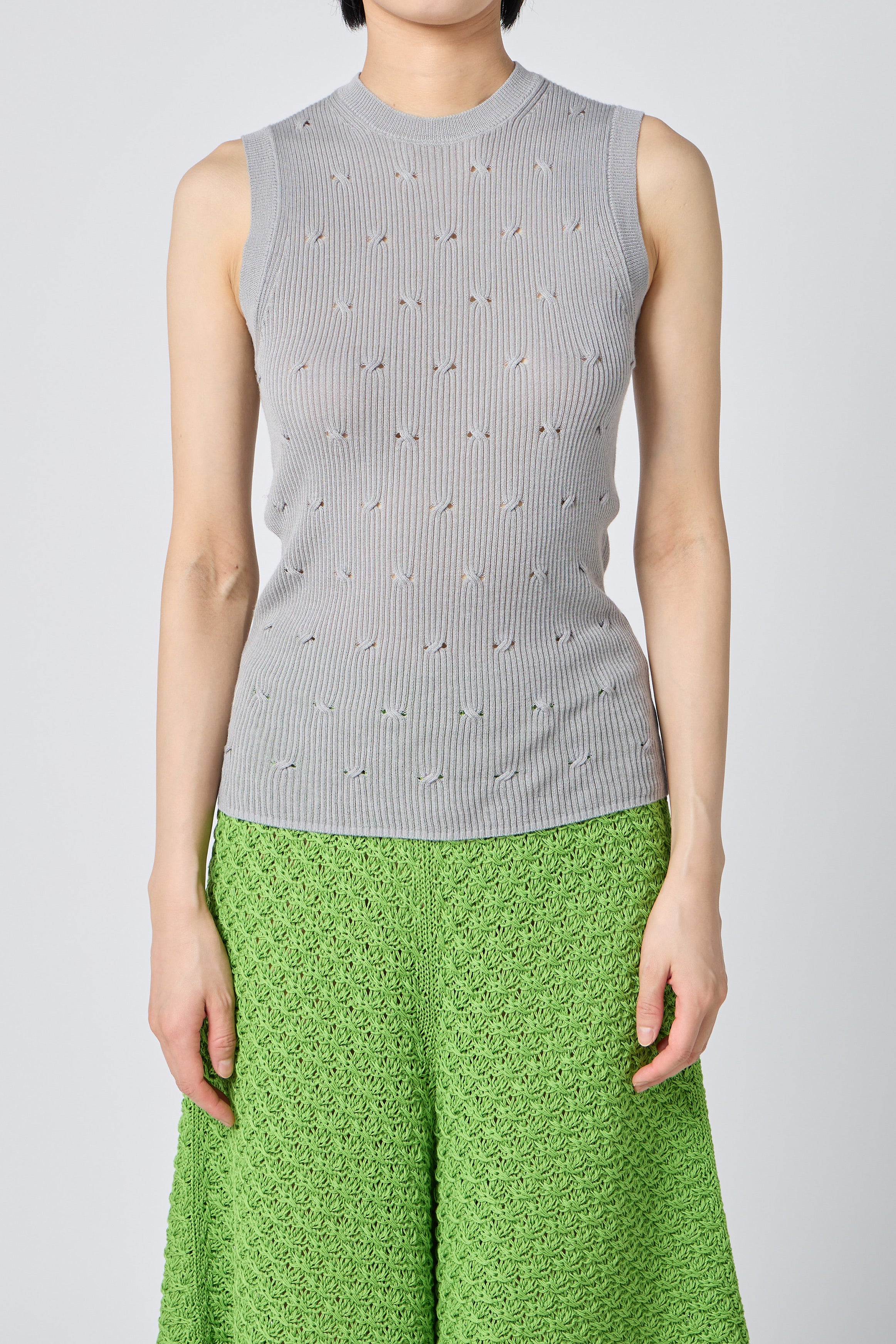 eyelet cable top grey