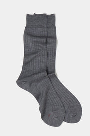 silk wide rib socks grey