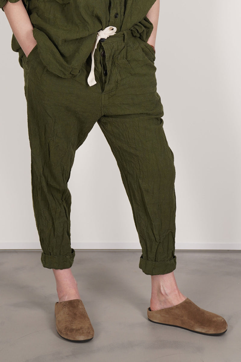 green linen couching trousers