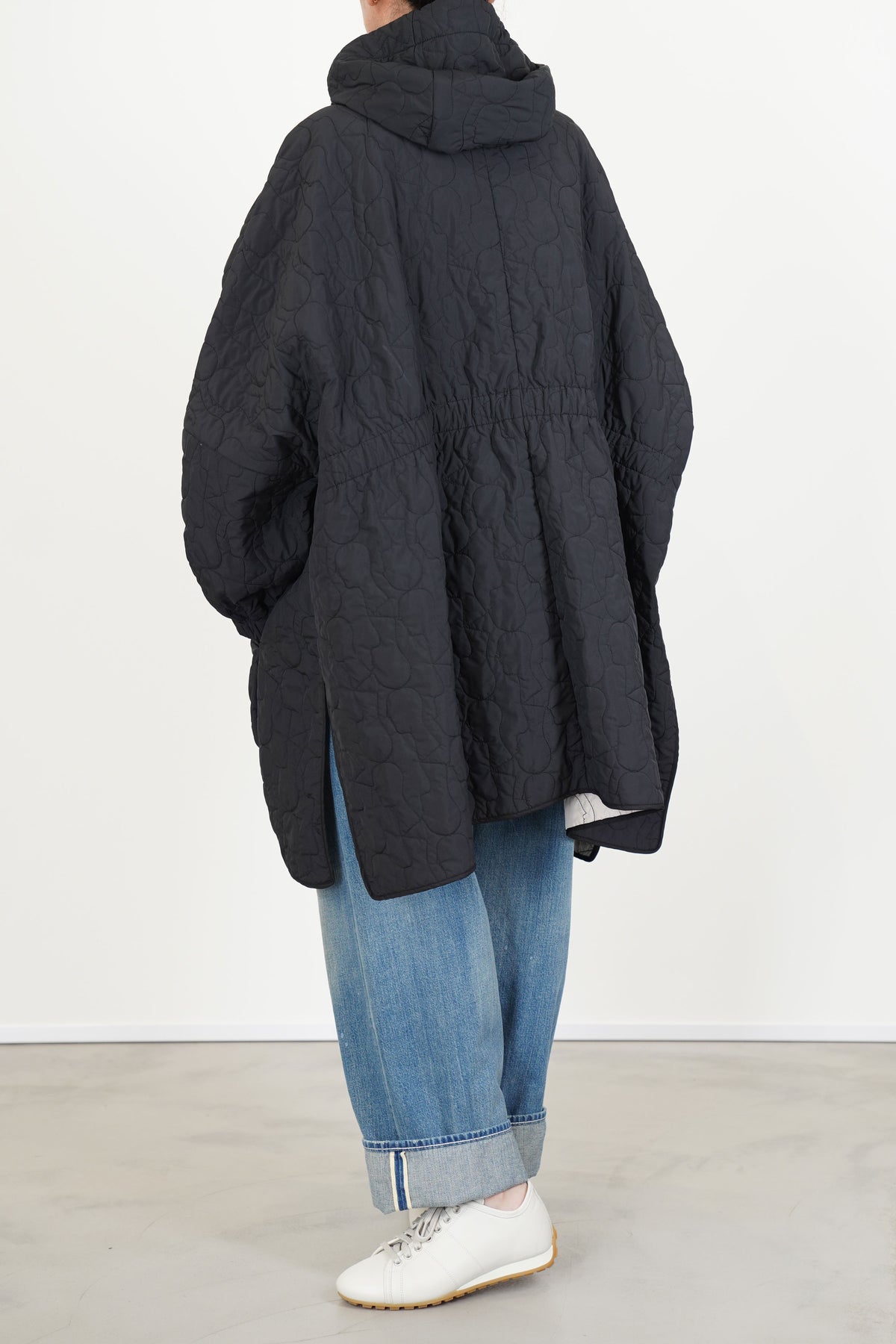 reversible sungjin coat black / cream