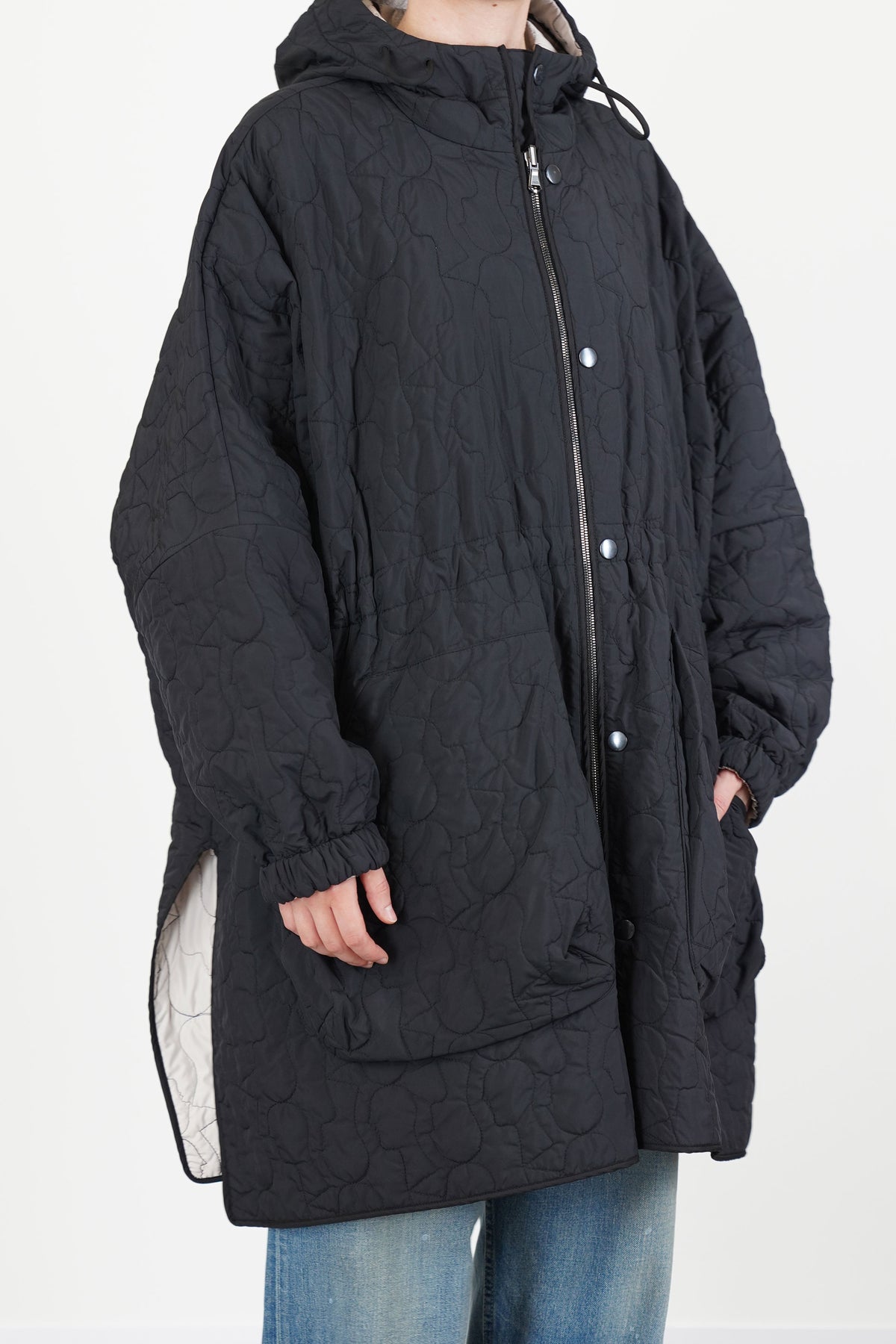 reversible sungjin coat black / cream