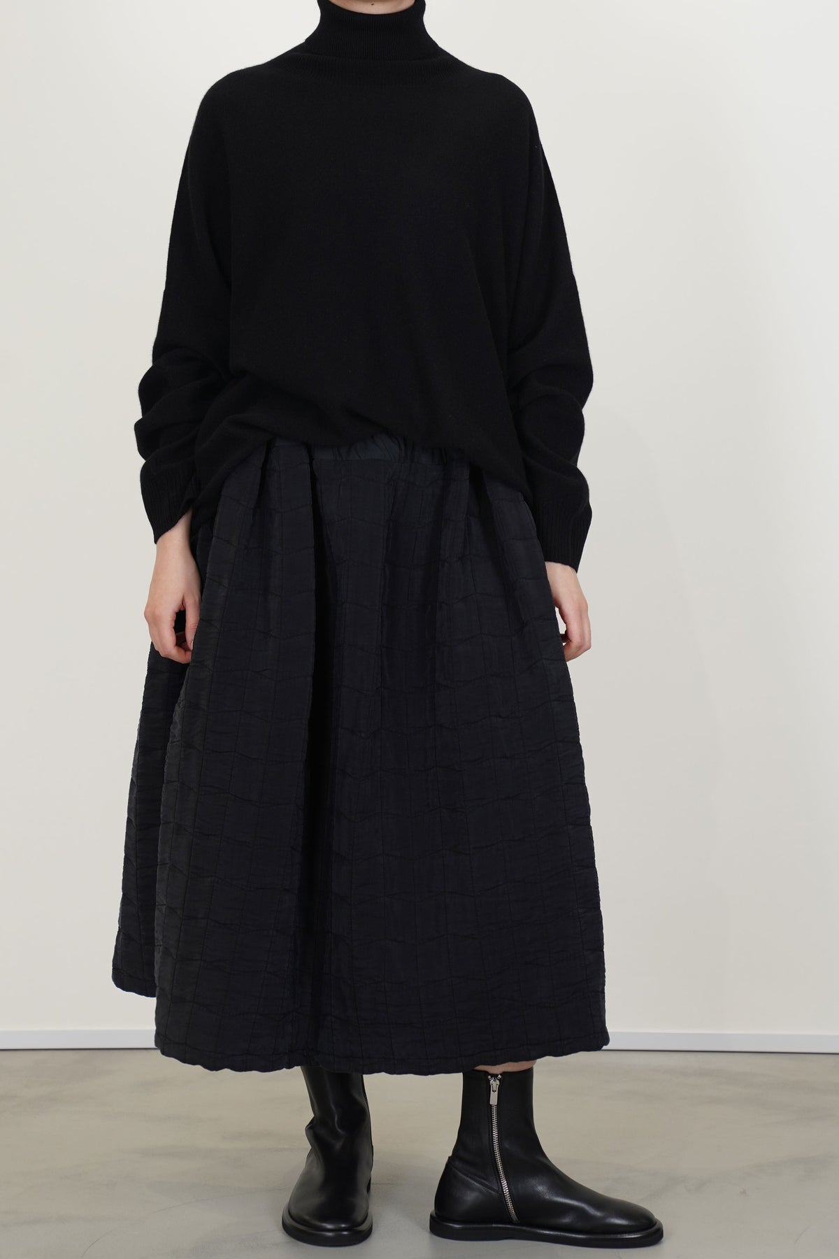 turtleneck sweater olu cashmere black
