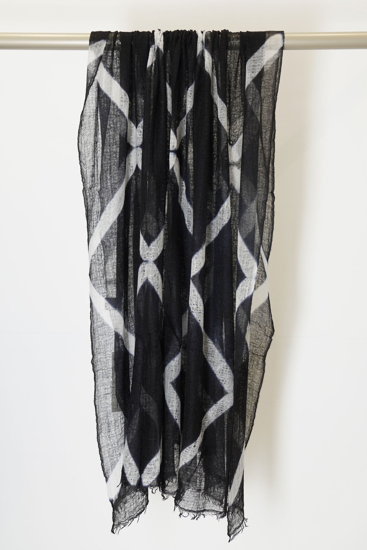 feather weight cashmere shawl black light grey