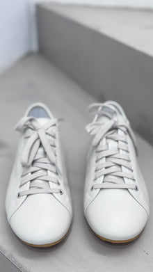 leather sneakers flint off-white